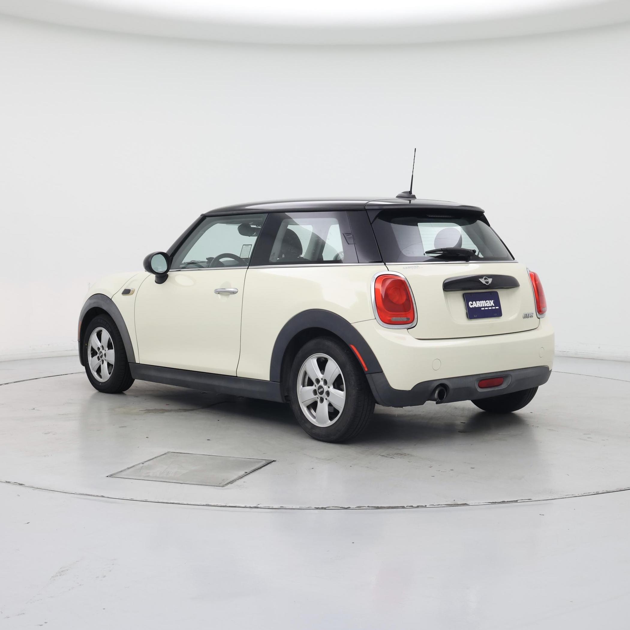 Thumbnail: 2017 MINI Cooper Hardtop - 2