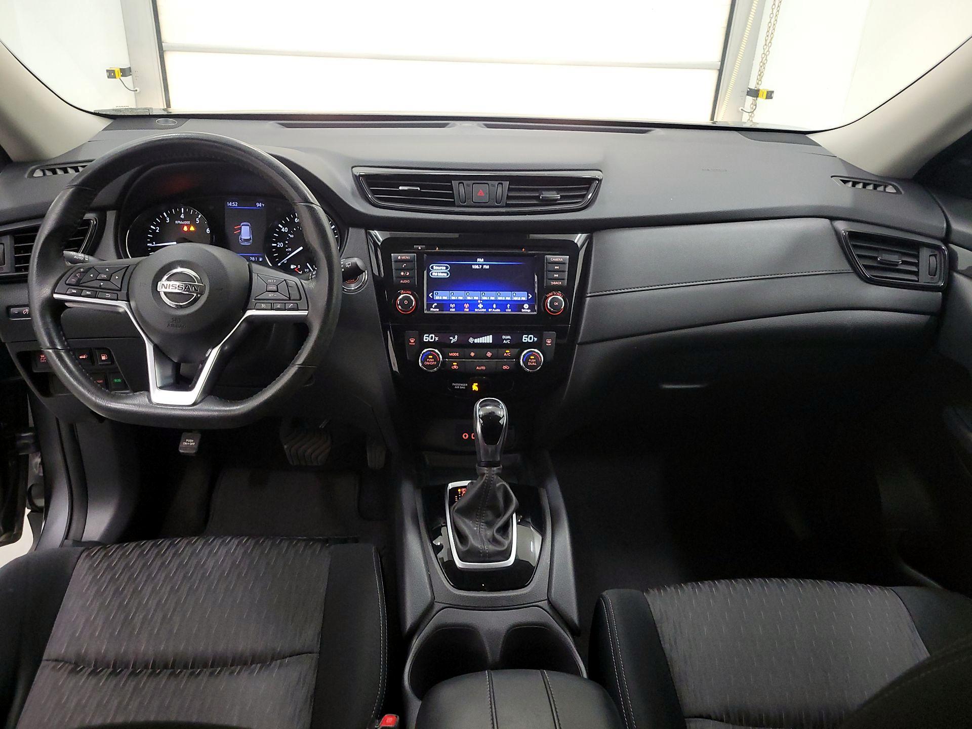 Thumbnail: 2019 Nissan Rogue - 9