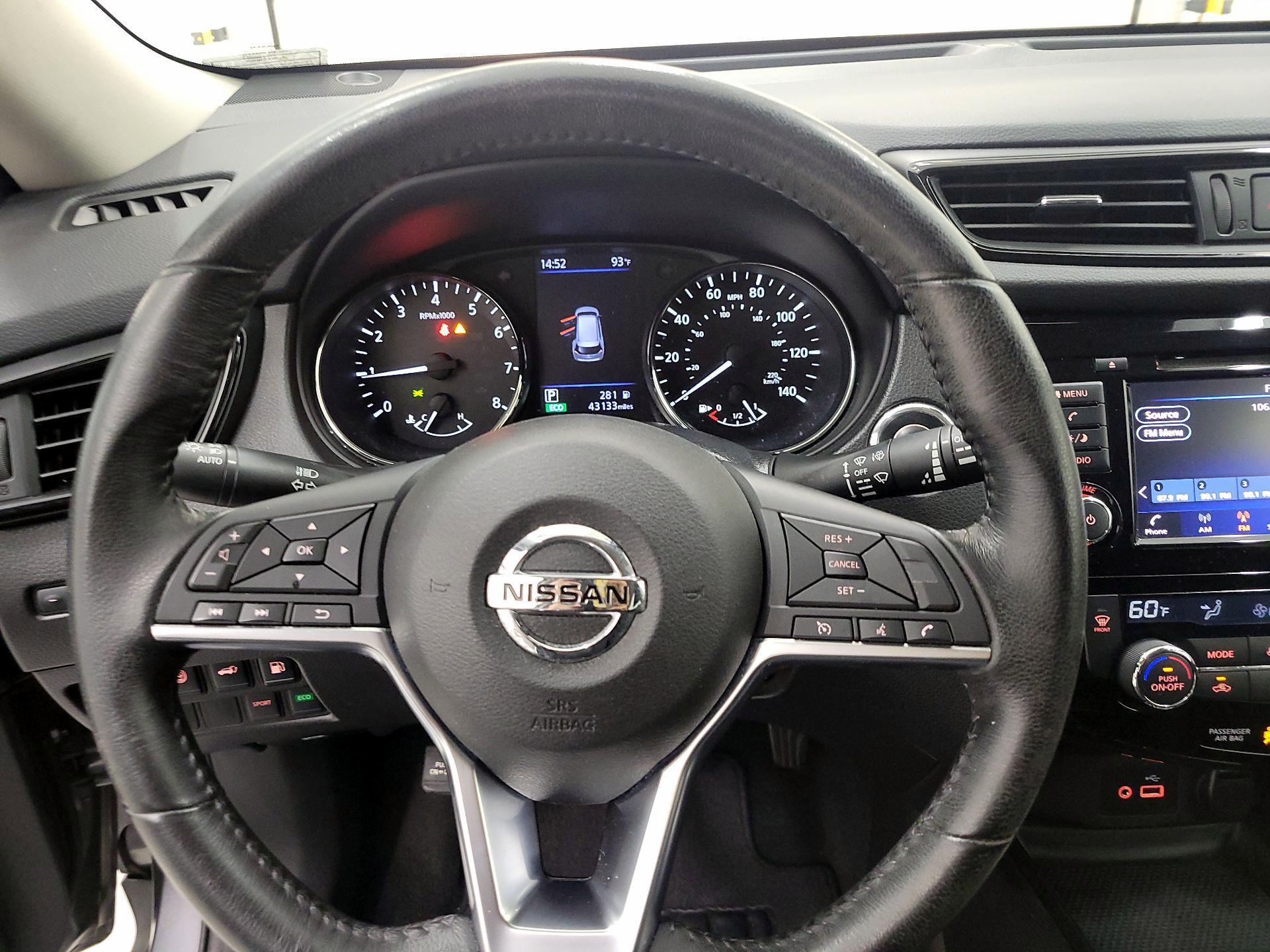 Thumbnail: 2019 Nissan Rogue - 10
