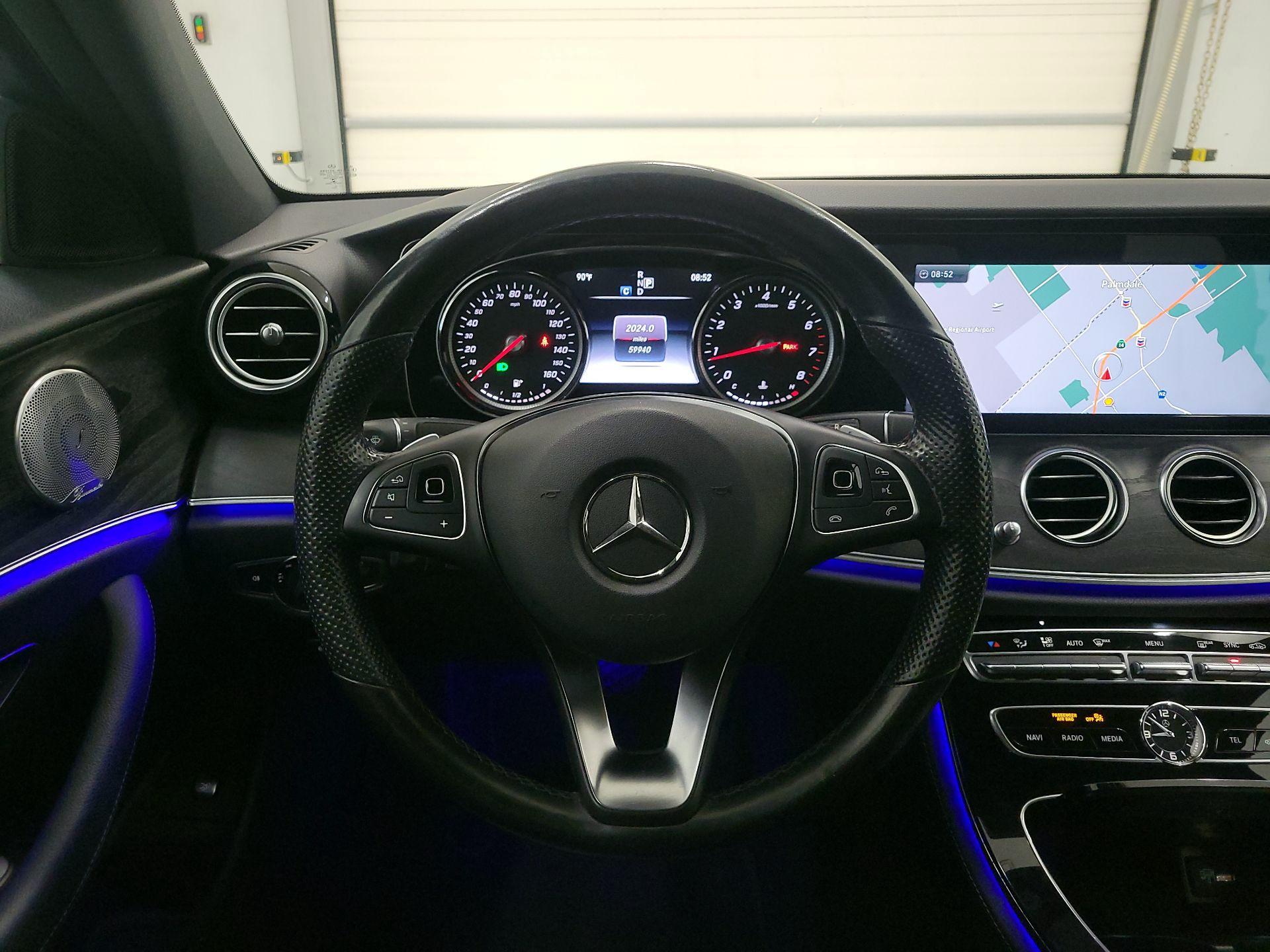 Thumbnail: 2017 Mercedes-Benz E-Class - 10