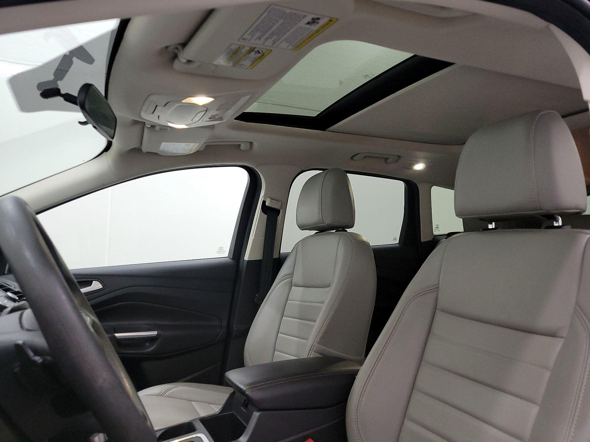 Thumbnail: 2017 Ford Escape - 19