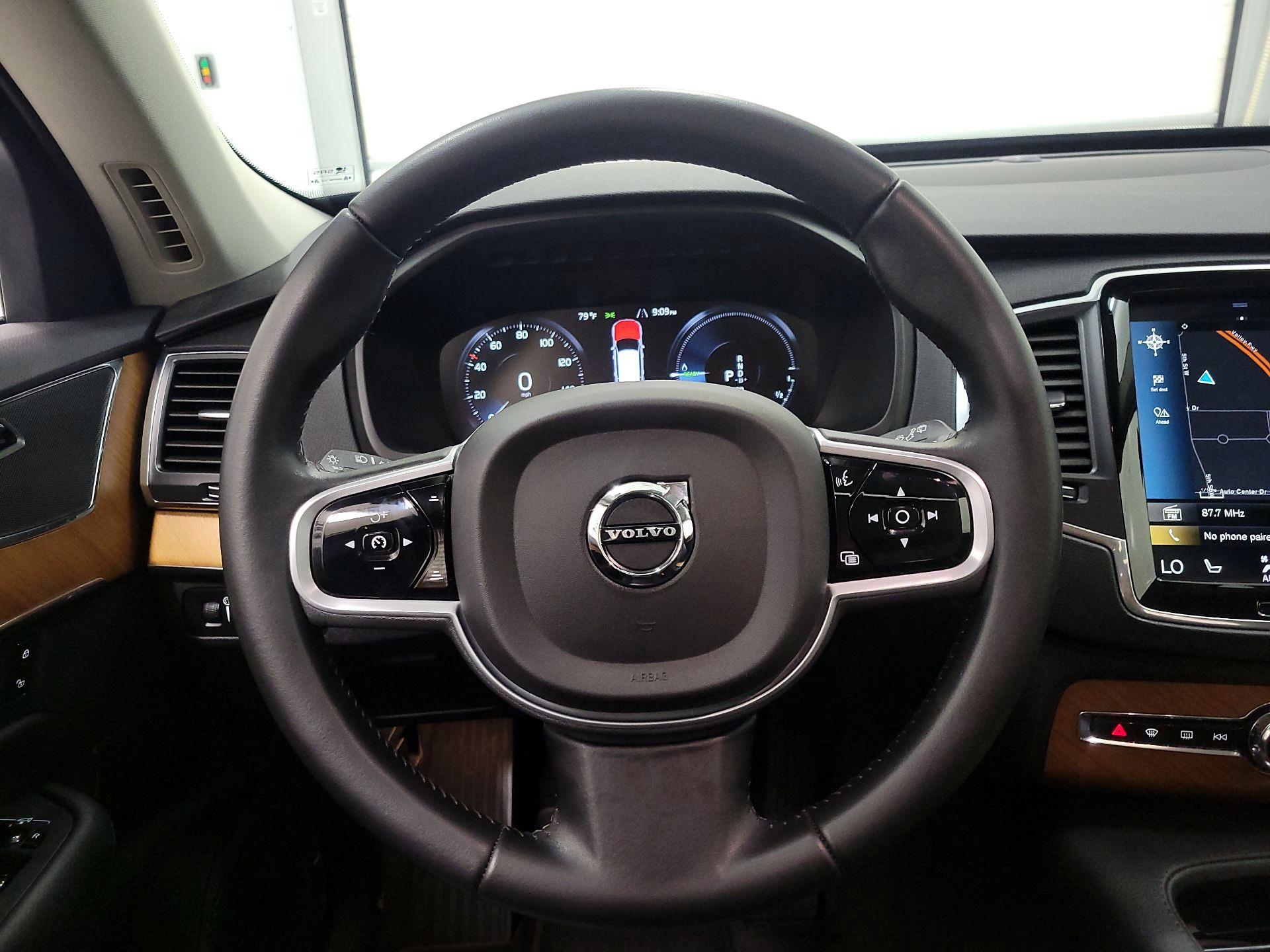 Thumbnail: 2021 Volvo XC90 - 10