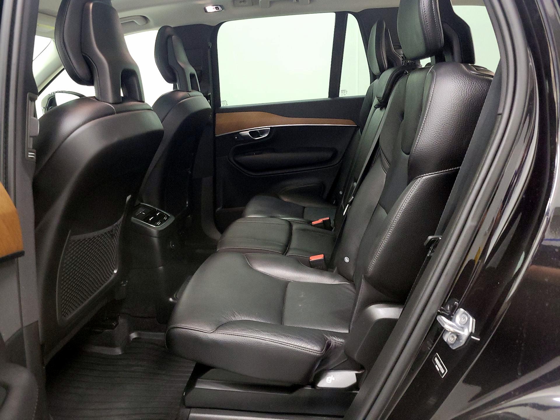 Thumbnail: 2021 Volvo XC90 - 20
