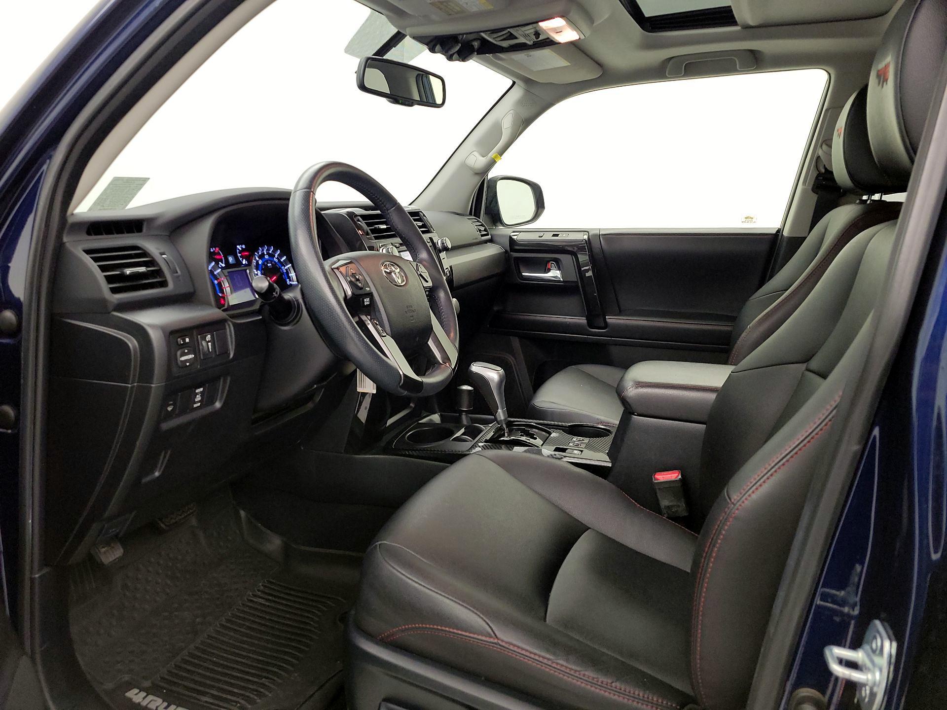Thumbnail: 2017 Toyota 4Runner - 11