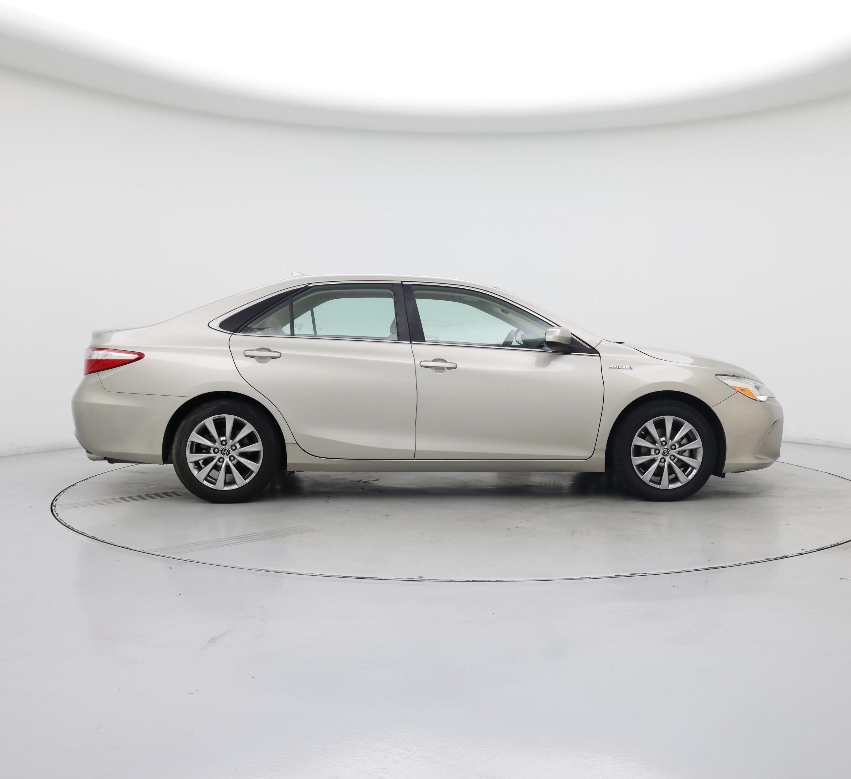 Thumbnail: 2015 Toyota Camry - 7