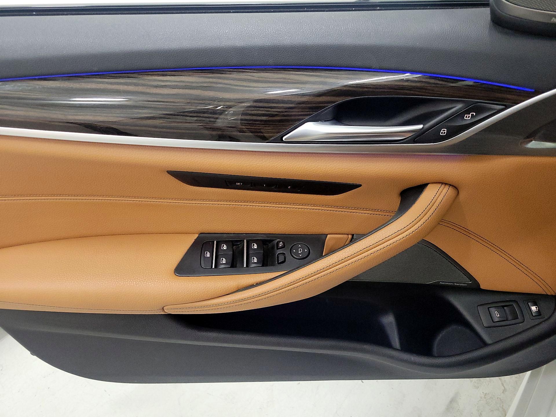 Thumbnail: 2018 BMW 5 Series - 12