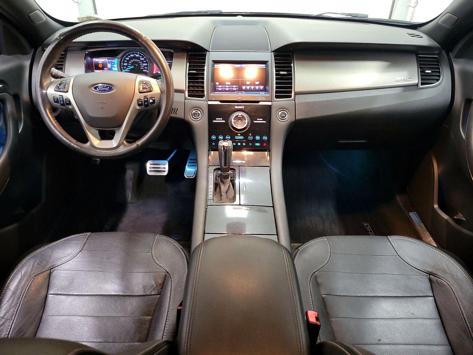 Thumbnail: 2014 Ford Taurus - 9
