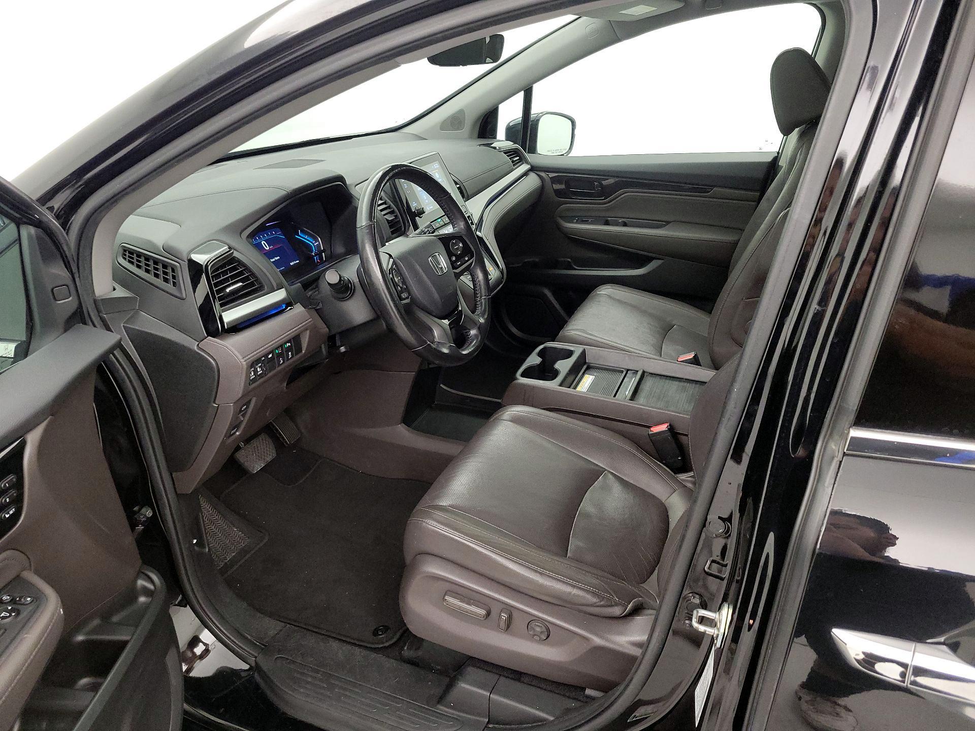 Thumbnail: 2019 Honda Odyssey - 11