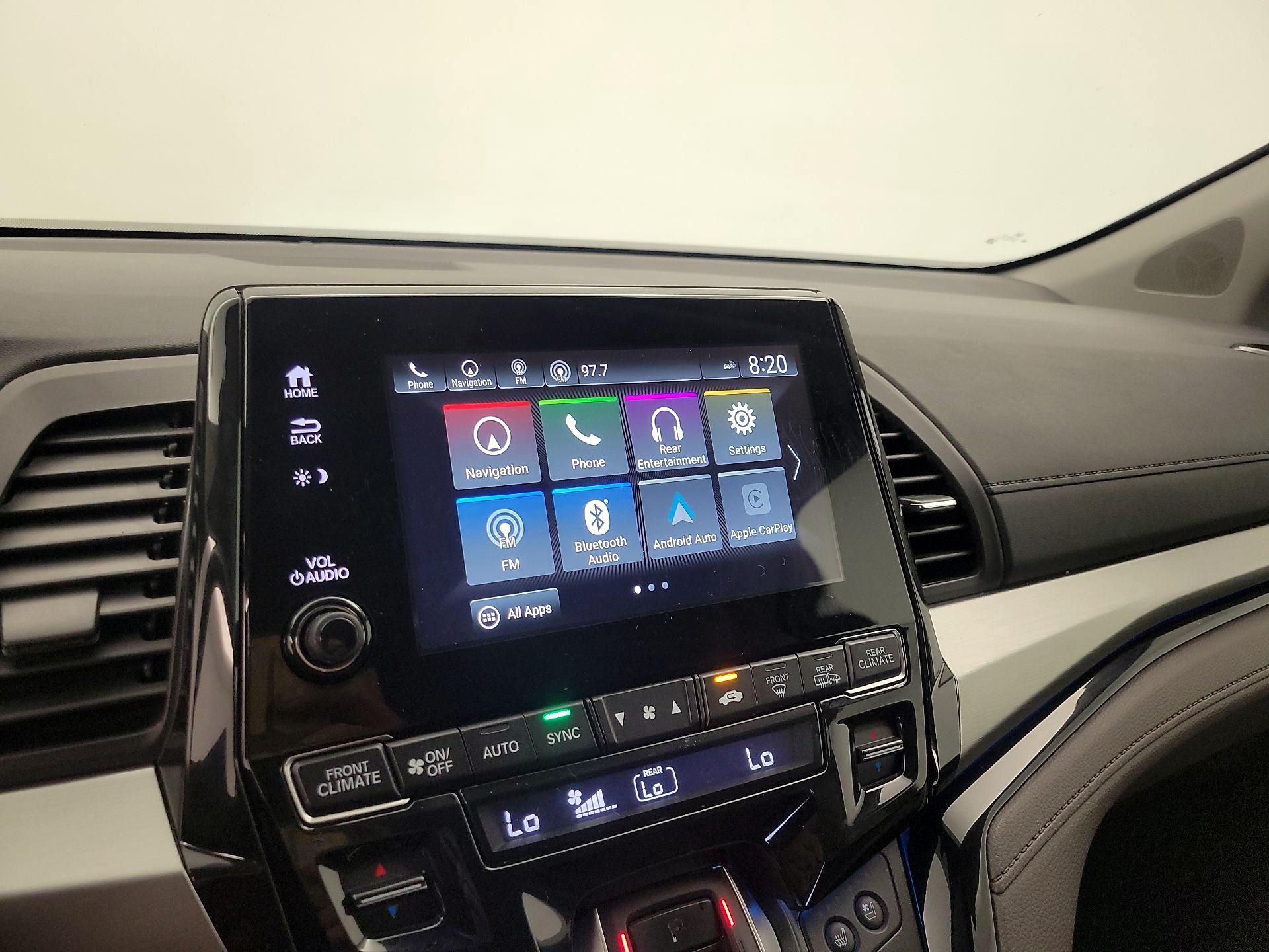 Thumbnail: 2019 Honda Odyssey - 16