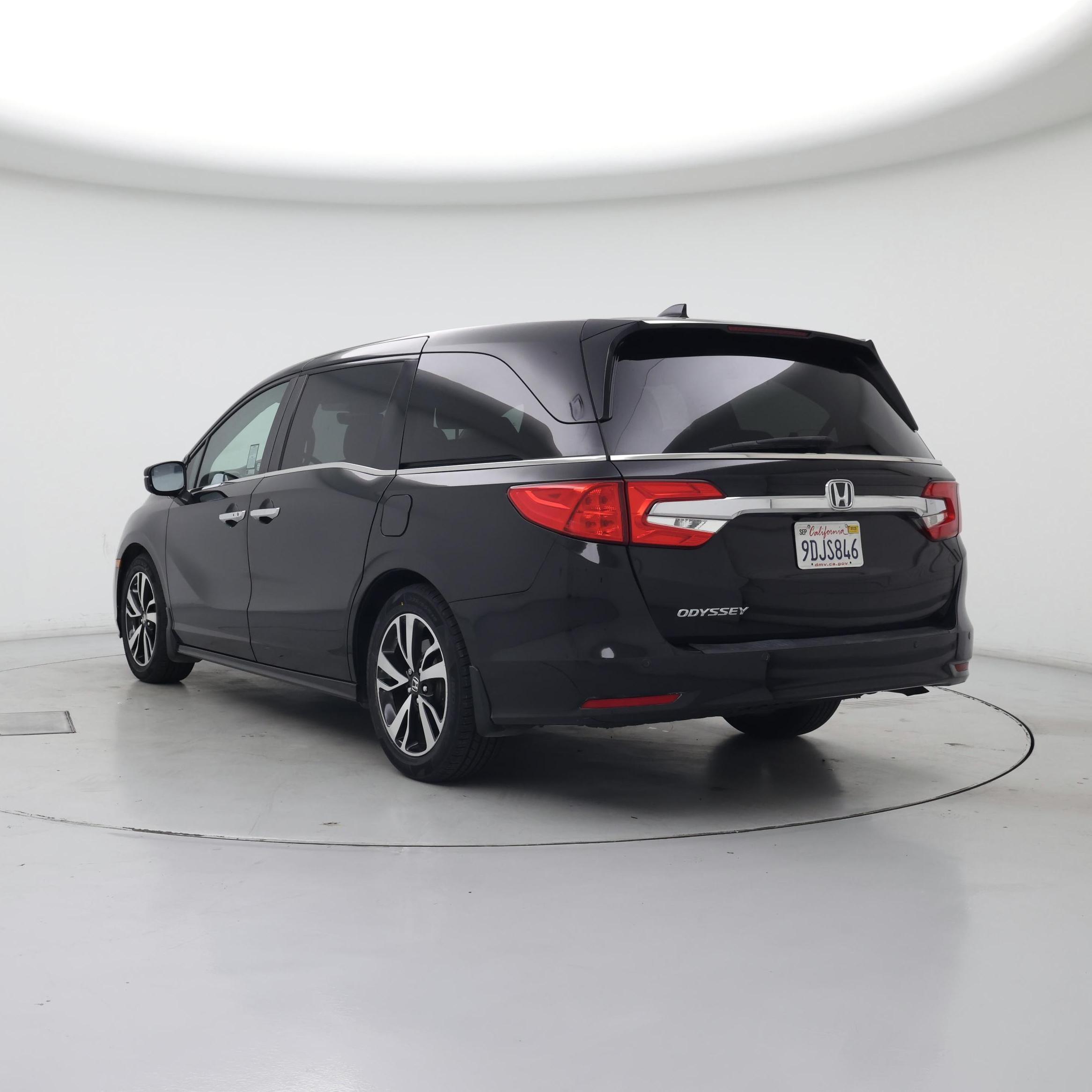 Thumbnail: 2019 Honda Odyssey - 2