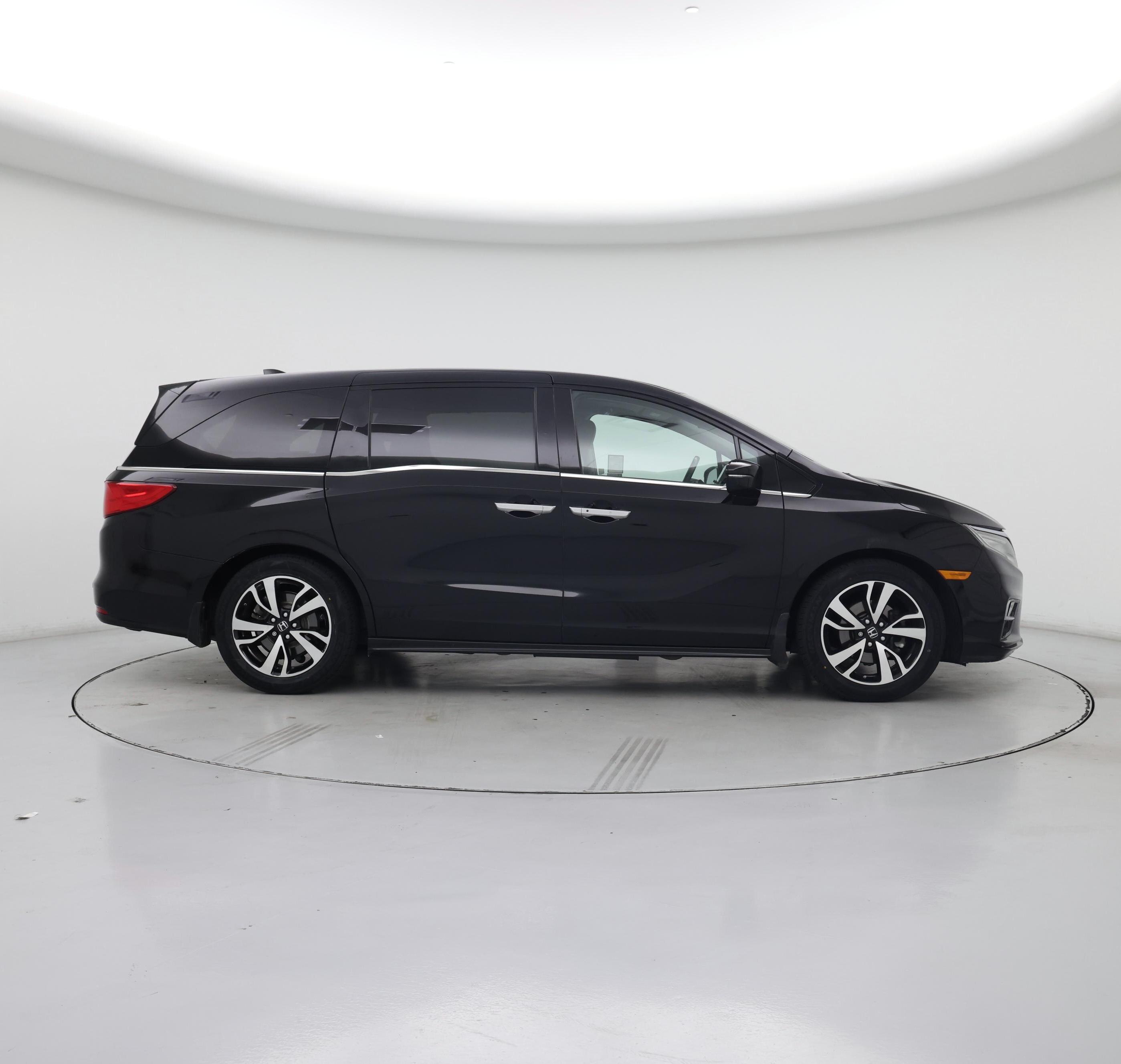 Thumbnail: 2019 Honda Odyssey - 7
