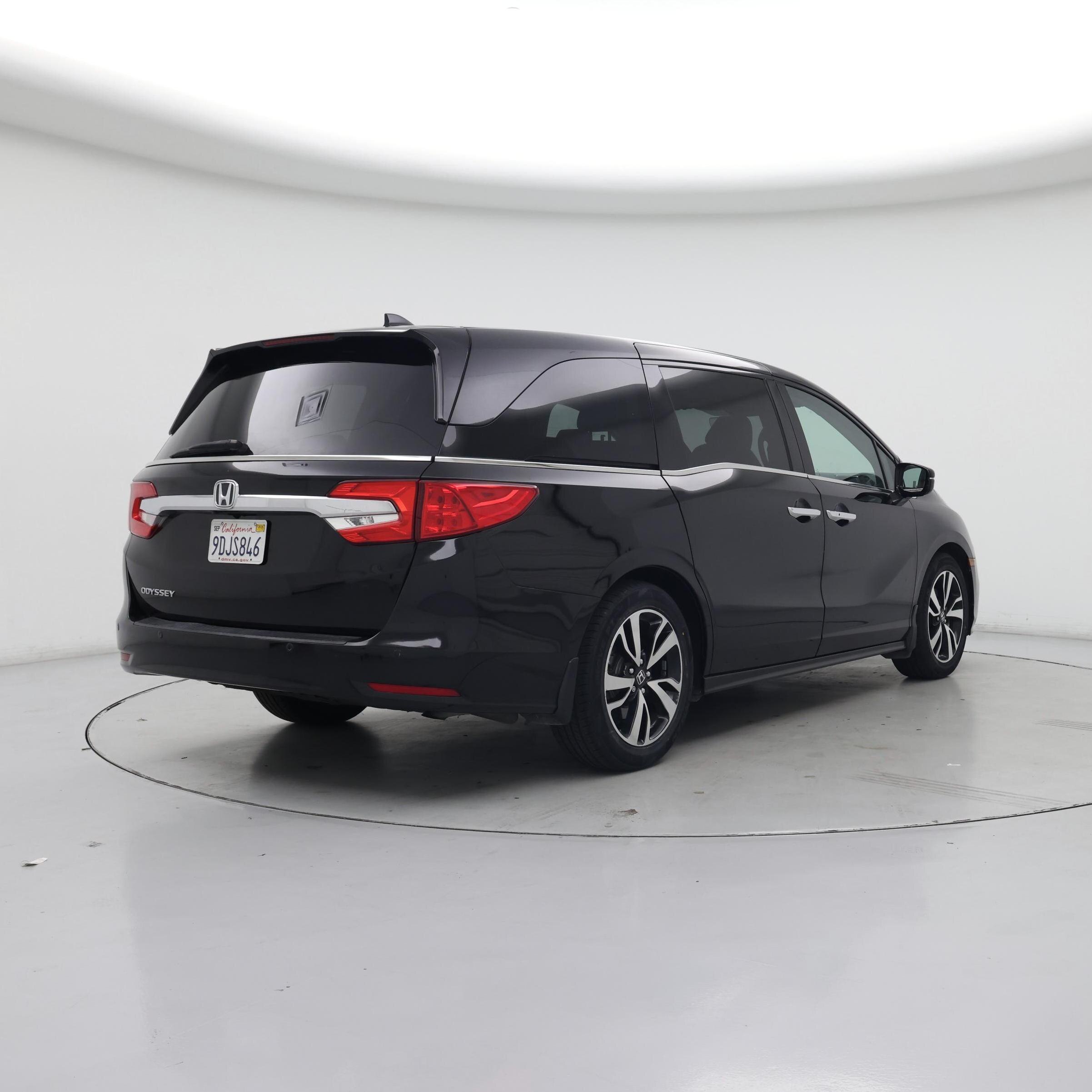 Thumbnail: 2019 Honda Odyssey - 8