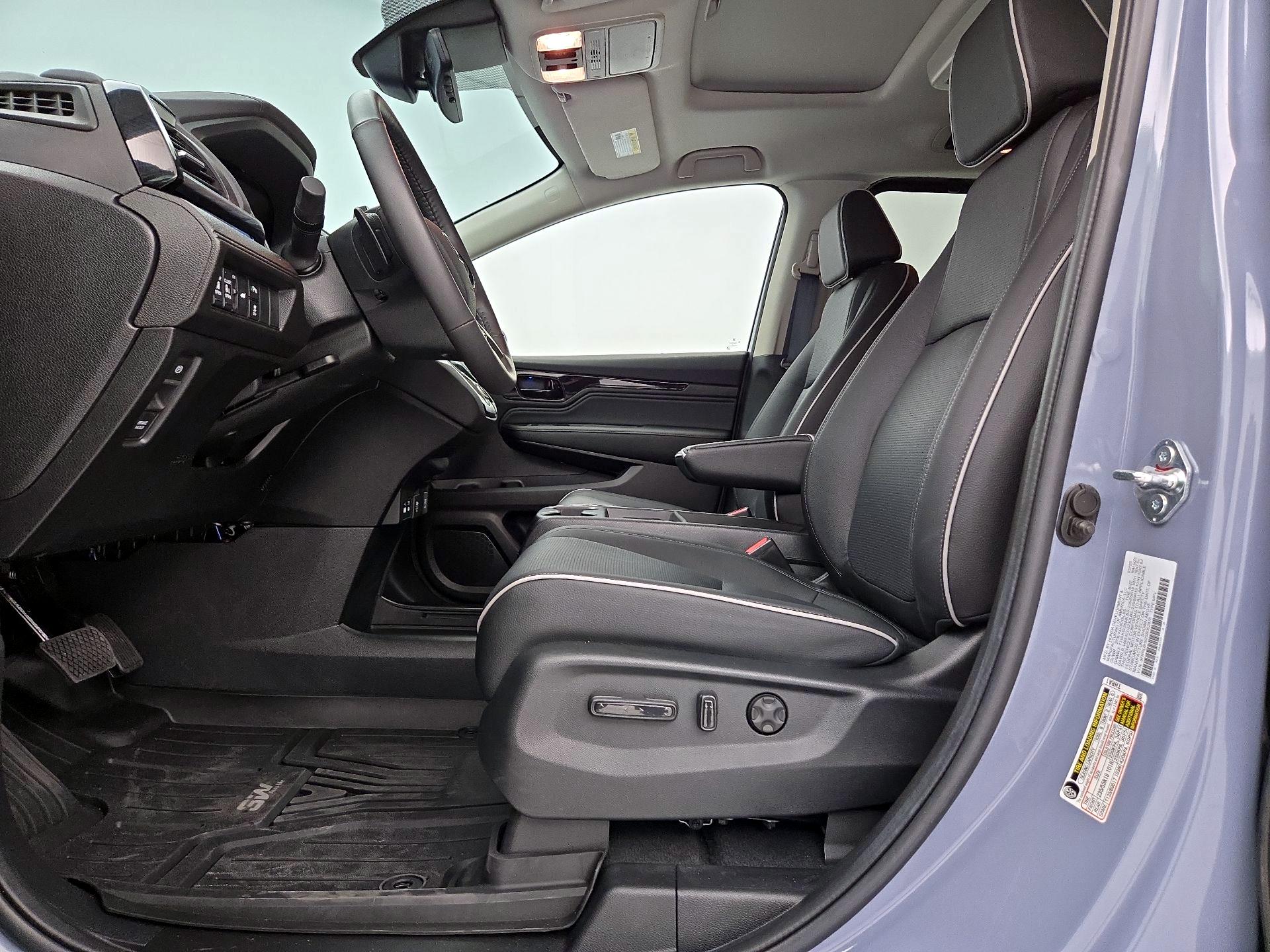 Thumbnail: 2025 Honda Odyssey - 11