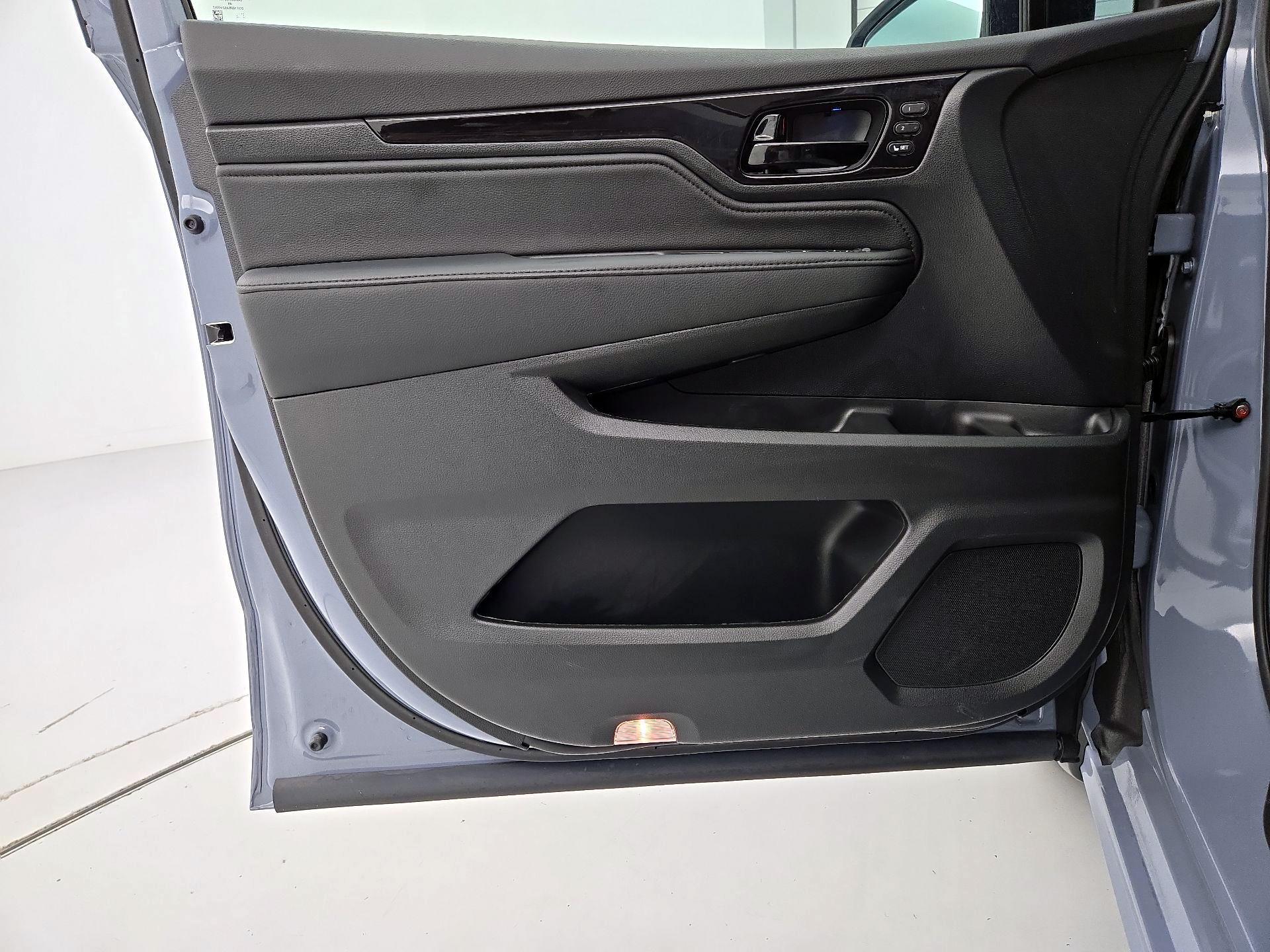 Thumbnail: 2025 Honda Odyssey - 12