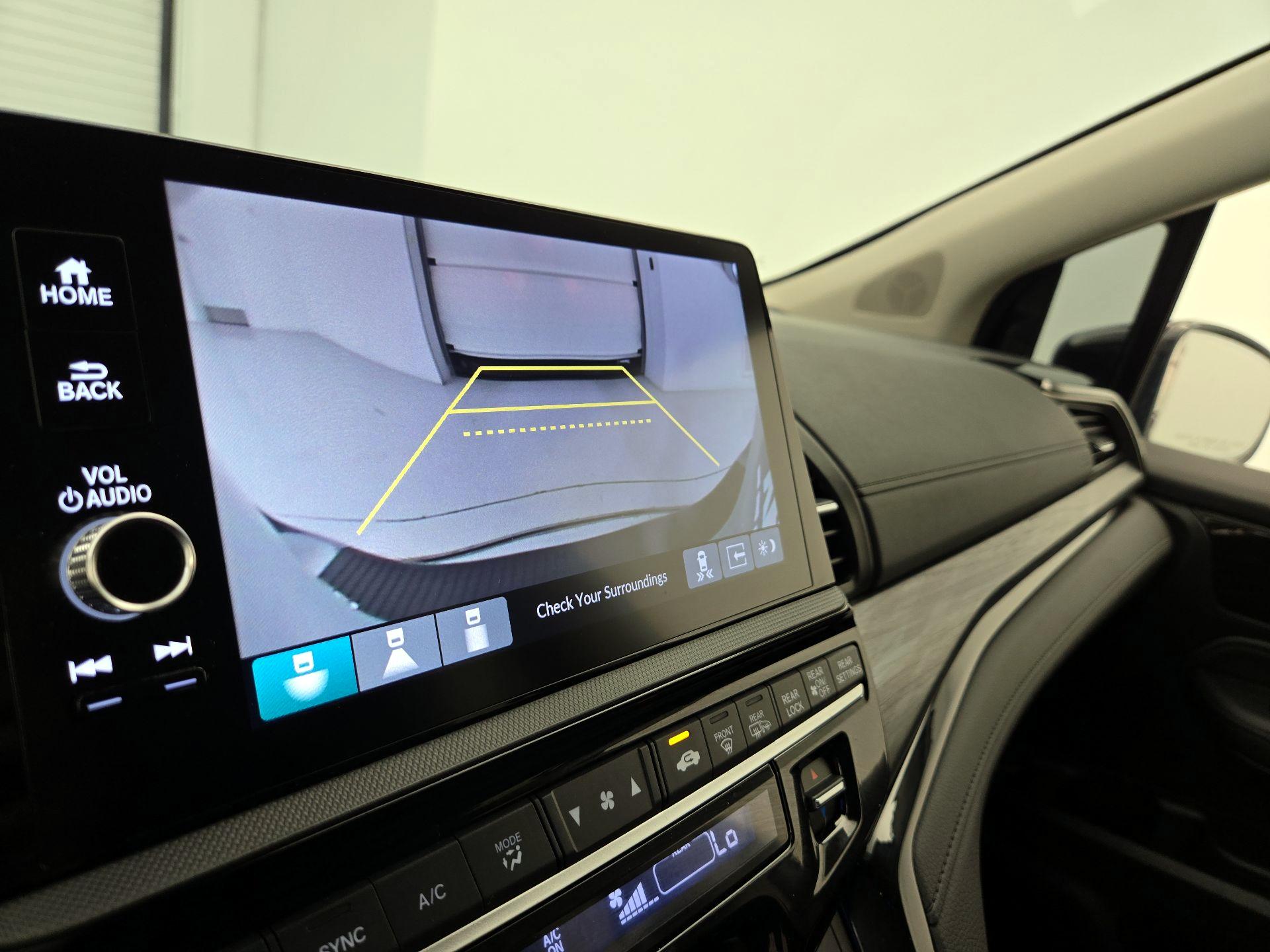 Thumbnail: 2025 Honda Odyssey - 15