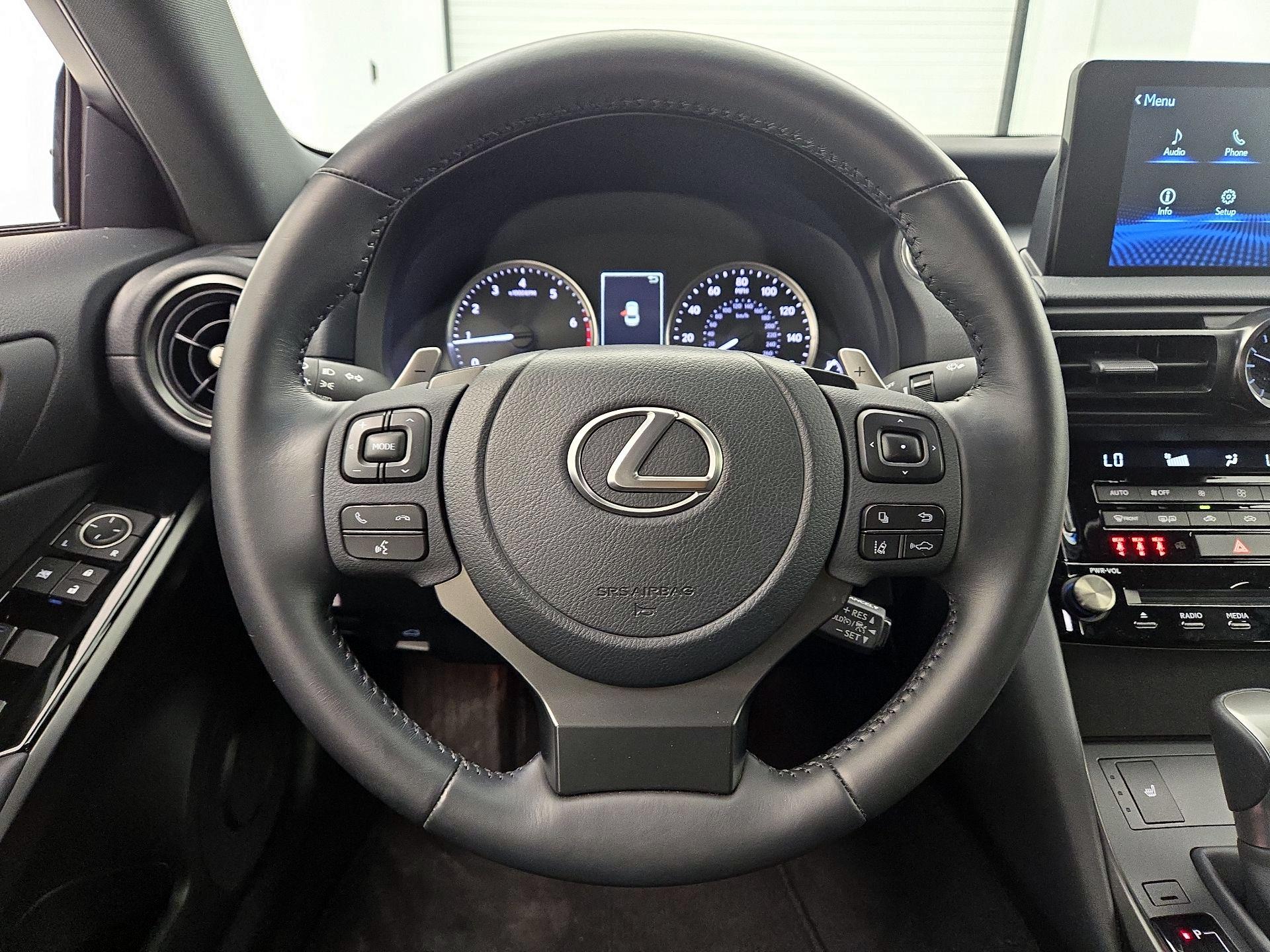 Thumbnail: 2024 Lexus IS - 10