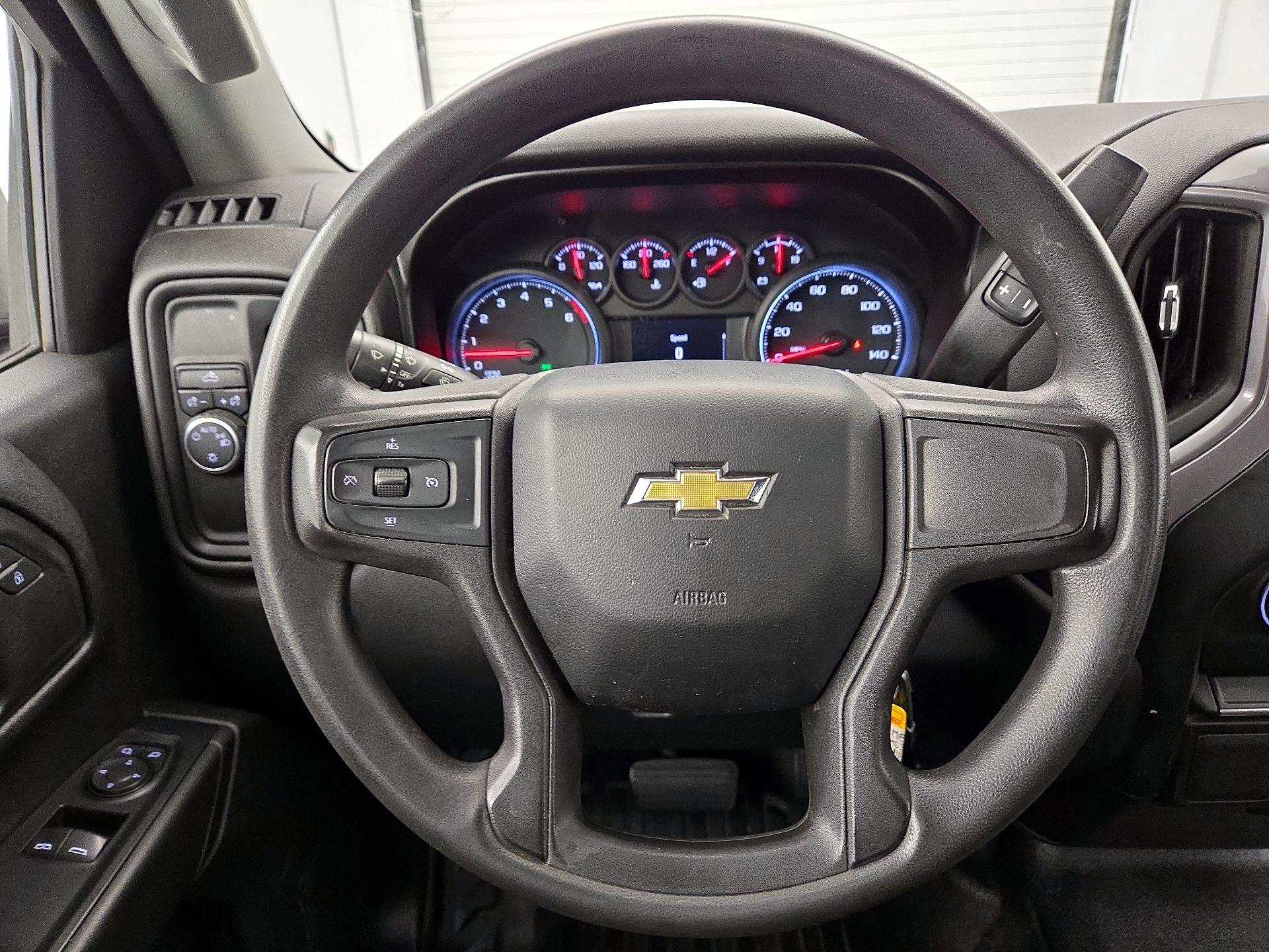 Thumbnail: 2021 Chevrolet Silverado 1500 - 10