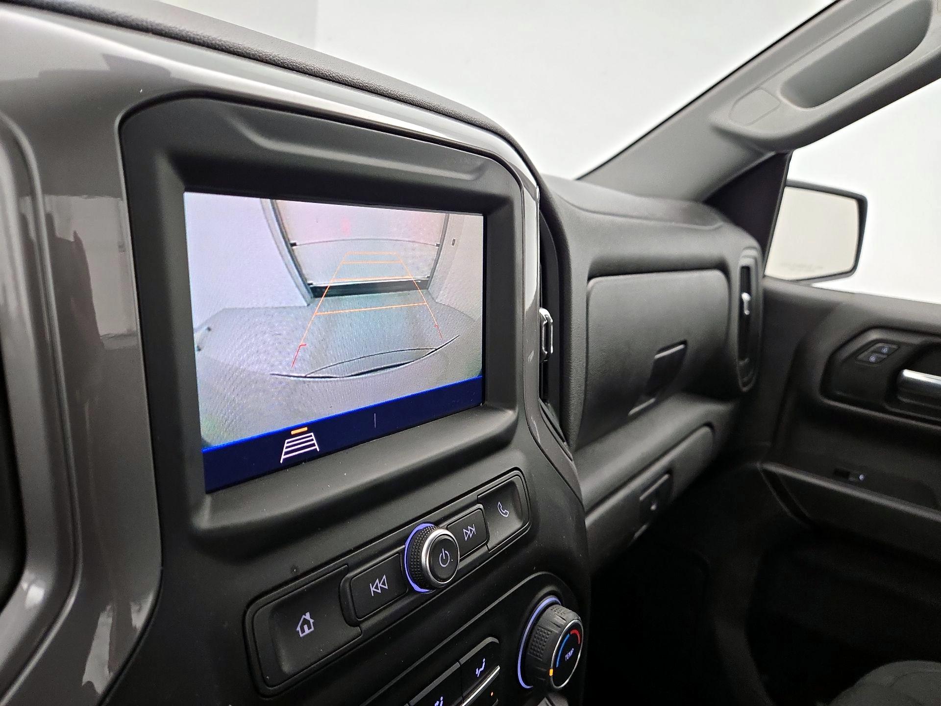 Thumbnail: 2021 Chevrolet Silverado 1500 - 14