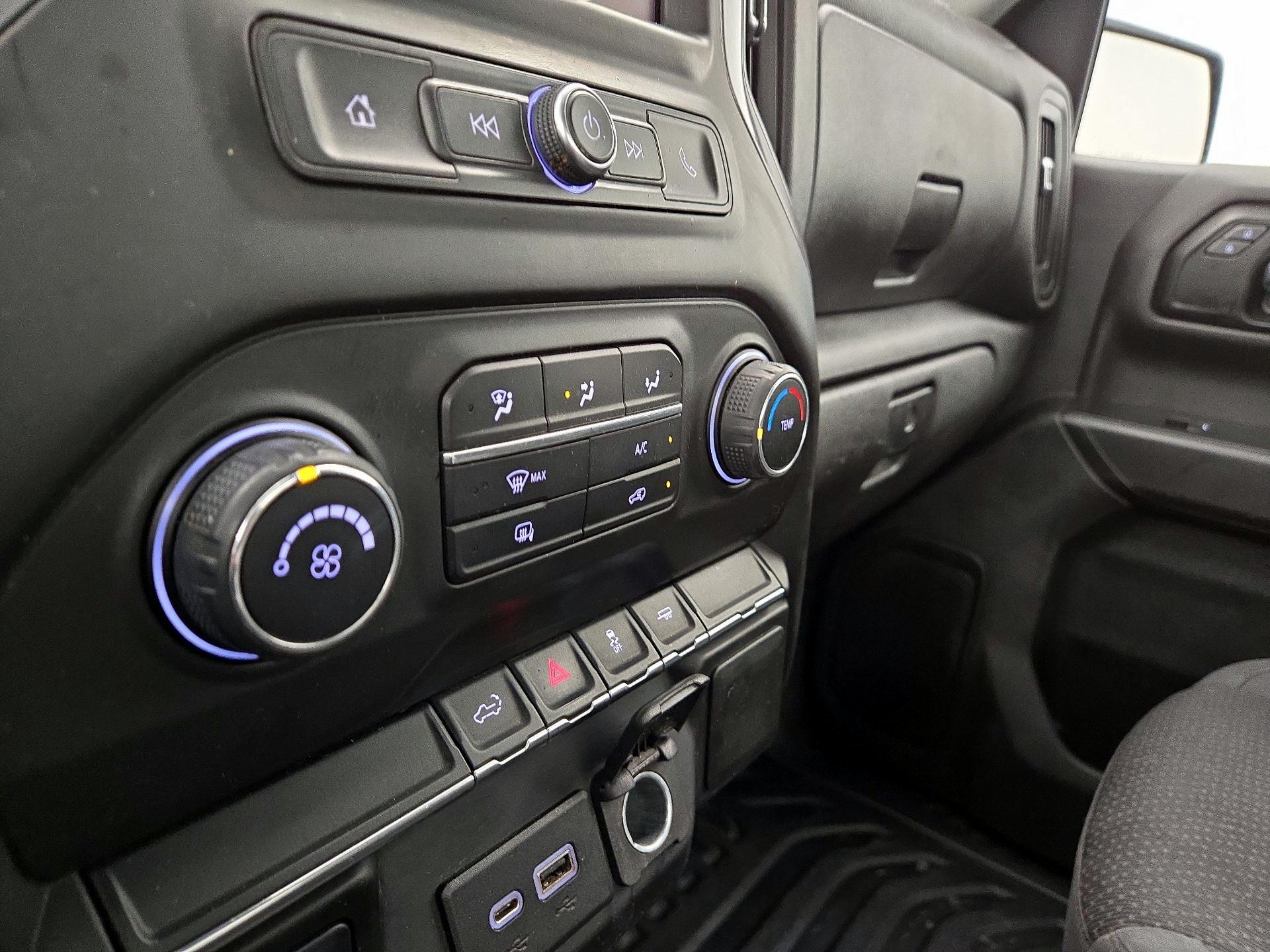 Thumbnail: 2021 Chevrolet Silverado 1500 - 16