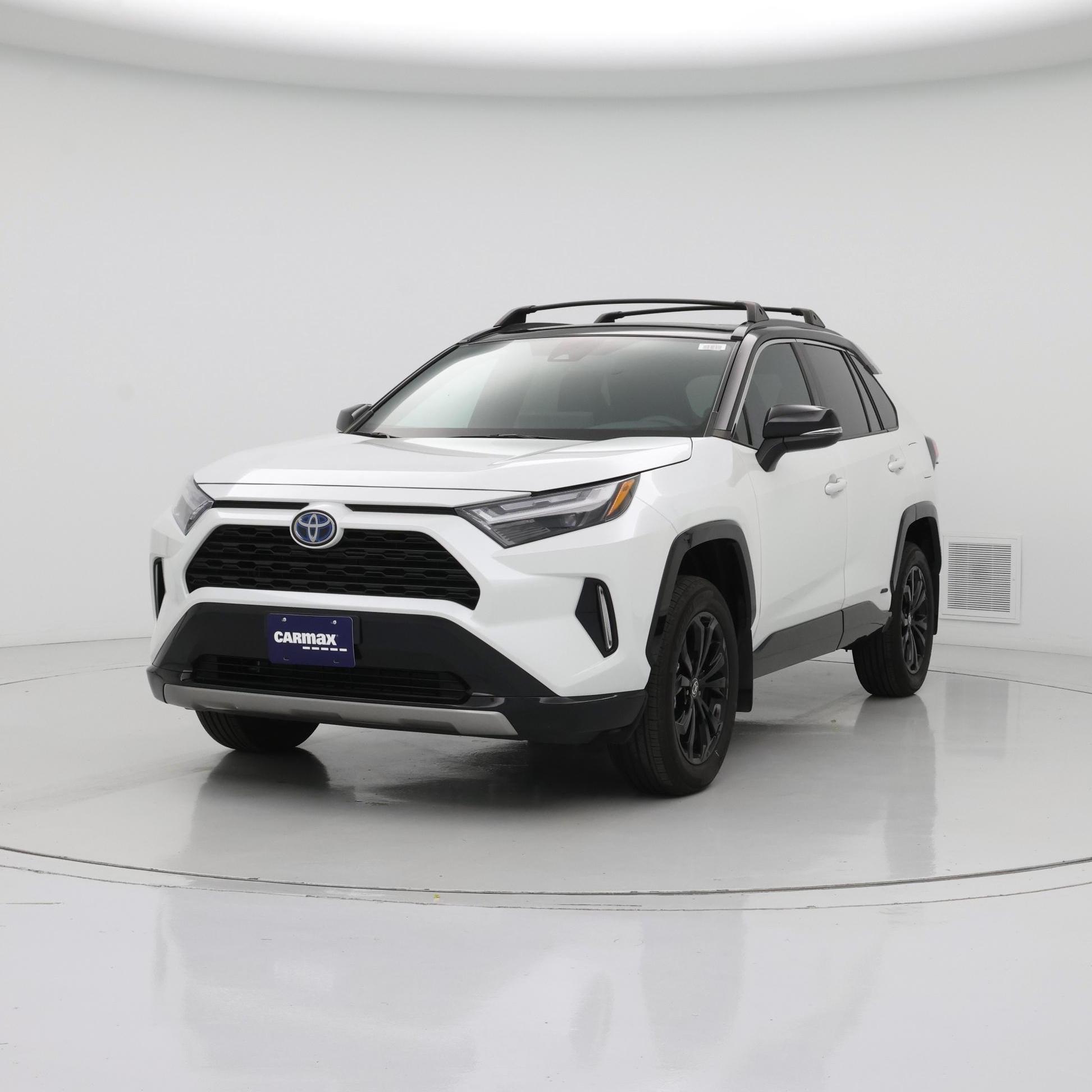 Thumbnail: 2024 Toyota RAV4 - 4