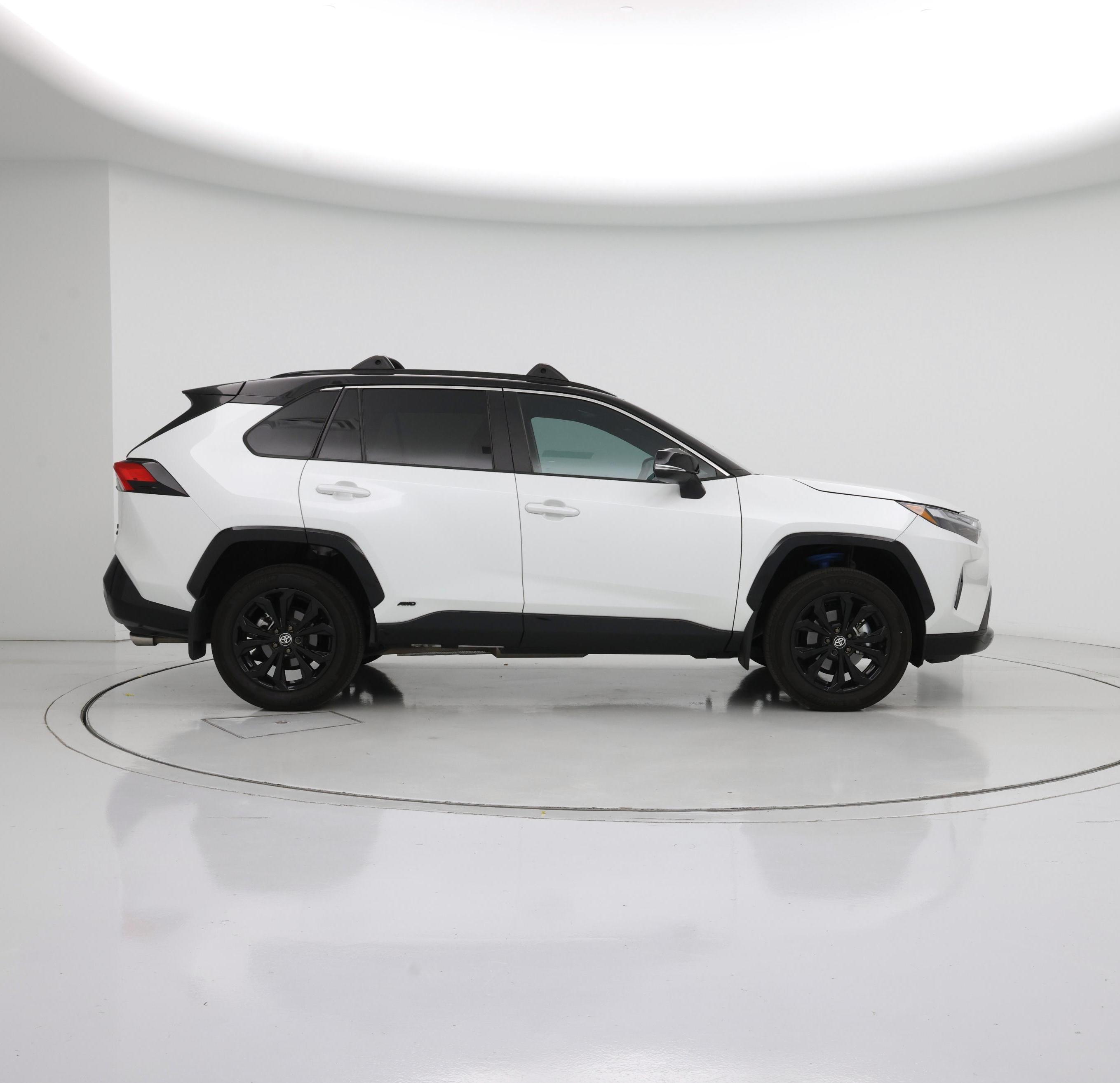 Thumbnail: 2024 Toyota RAV4 - 7