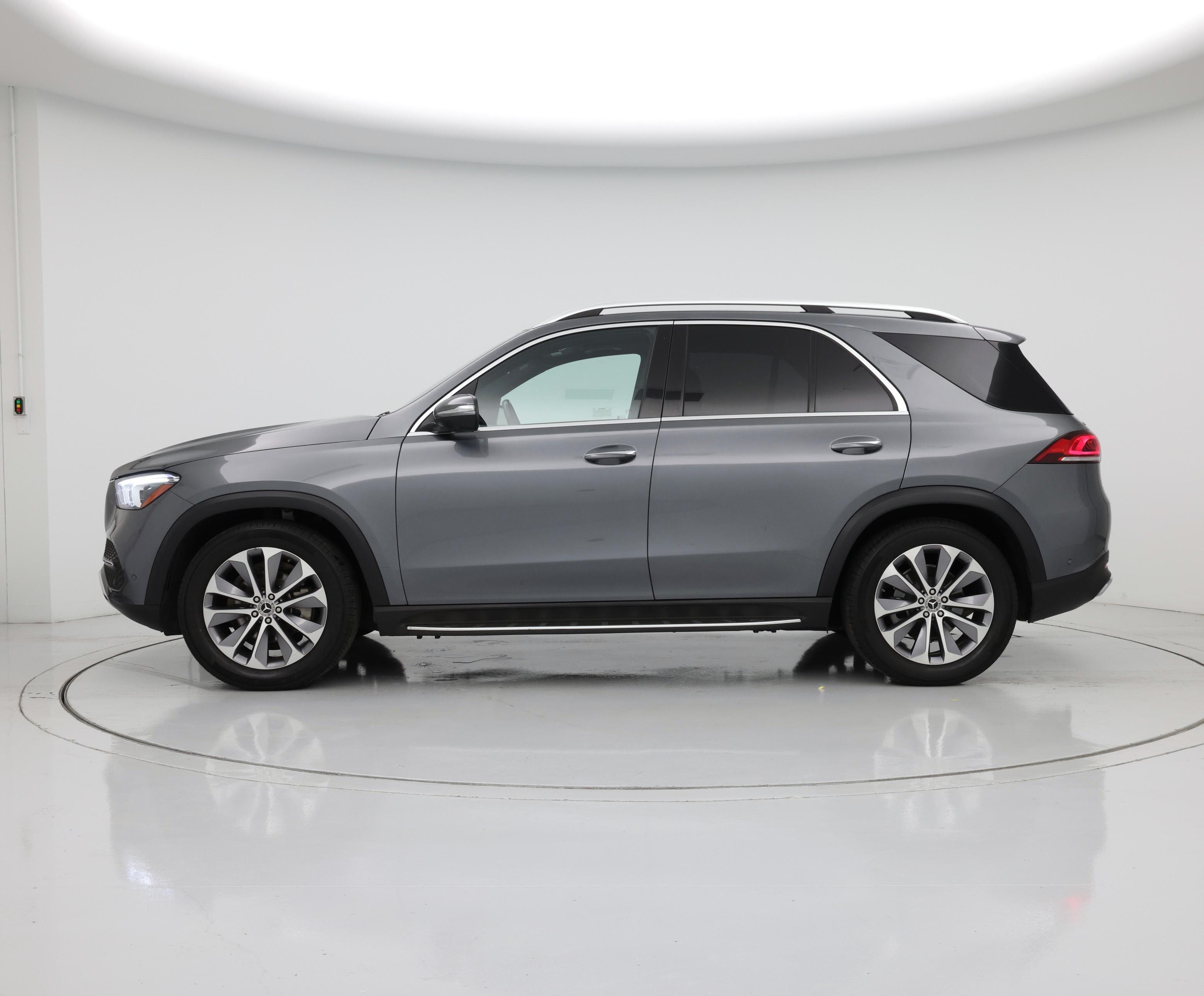 Thumbnail: 2022 Mercedes-Benz GLE - 3