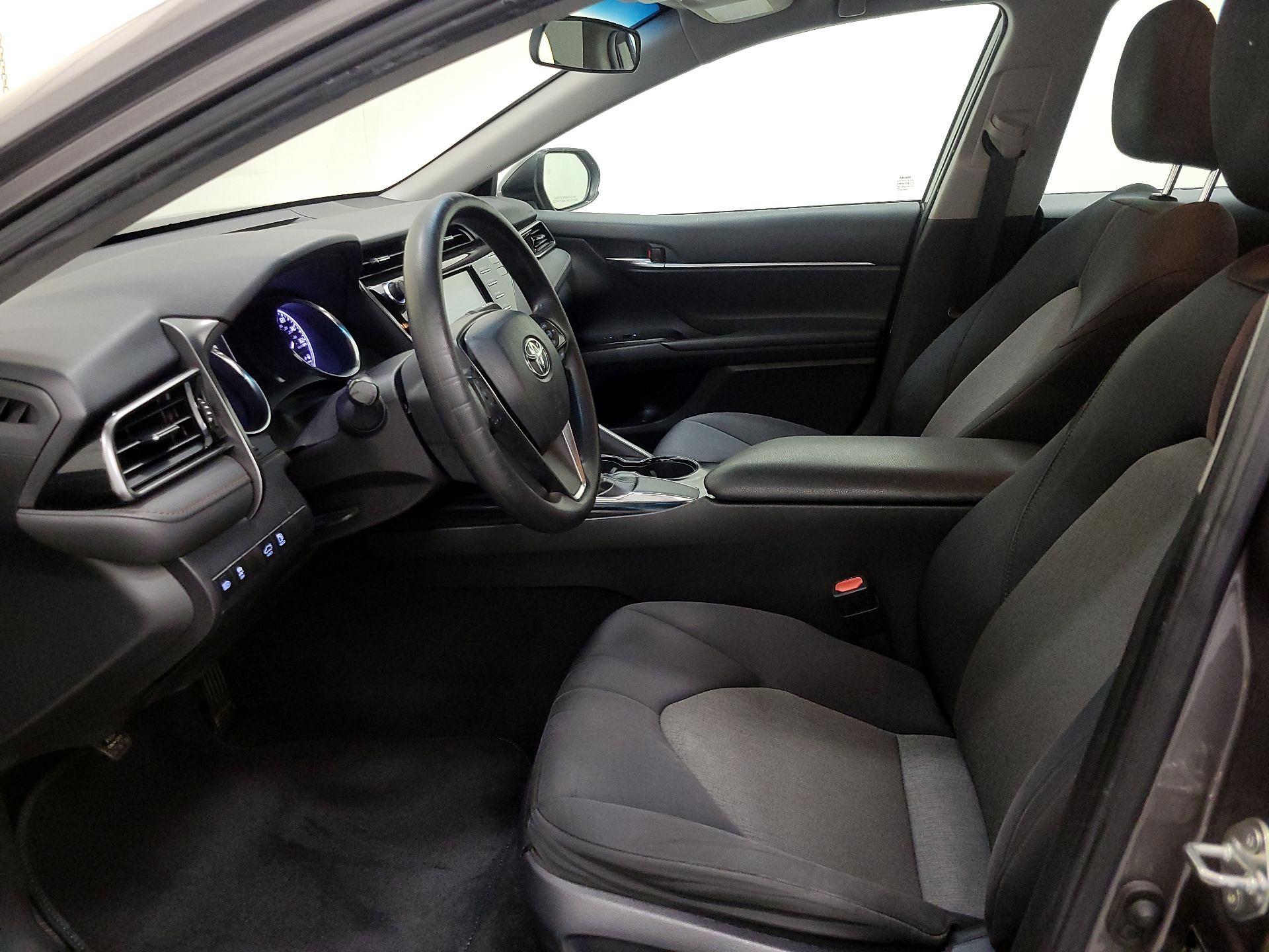 Thumbnail: 2019 Toyota Camry - 11