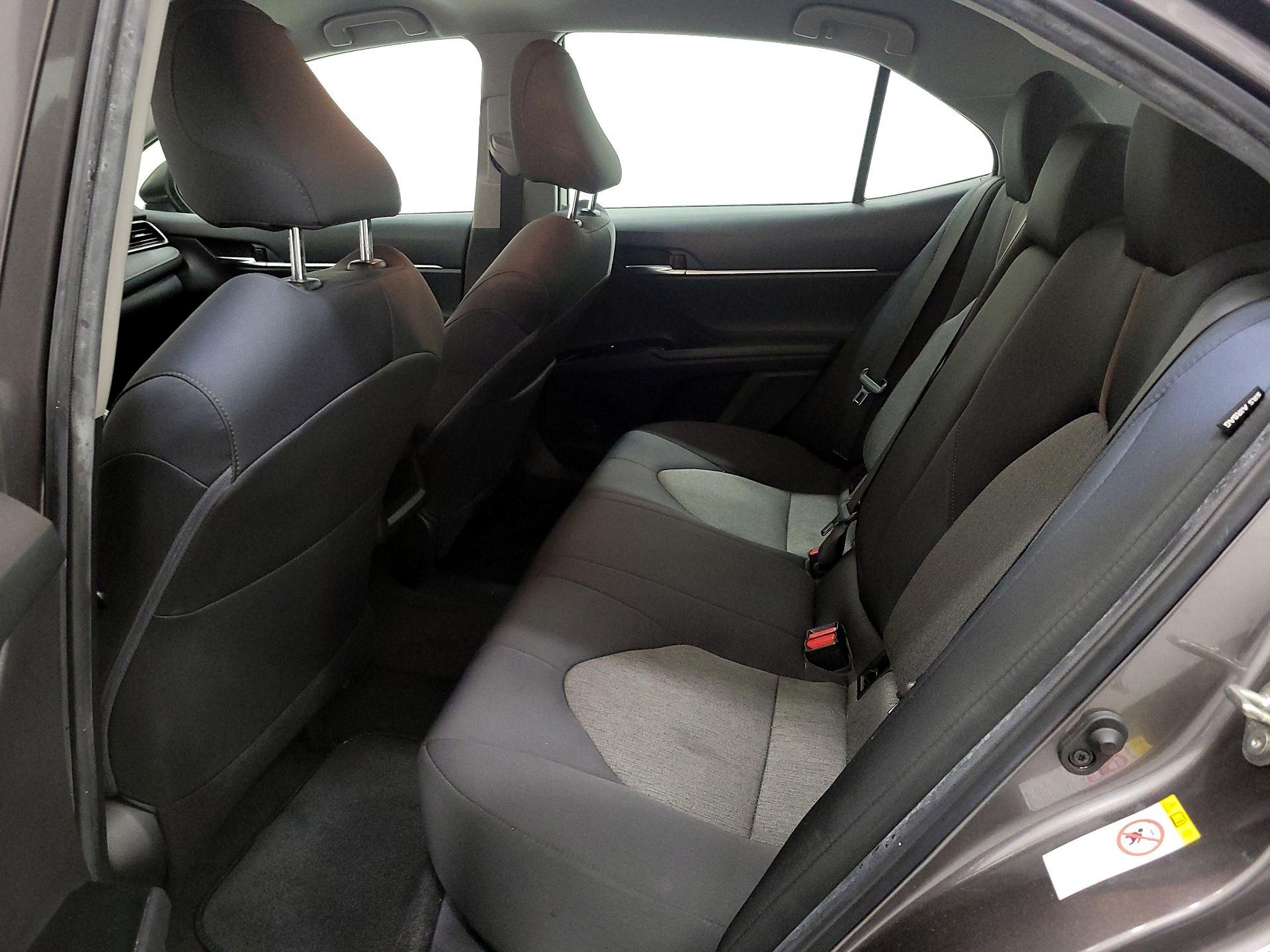 Thumbnail: 2019 Toyota Camry - 19