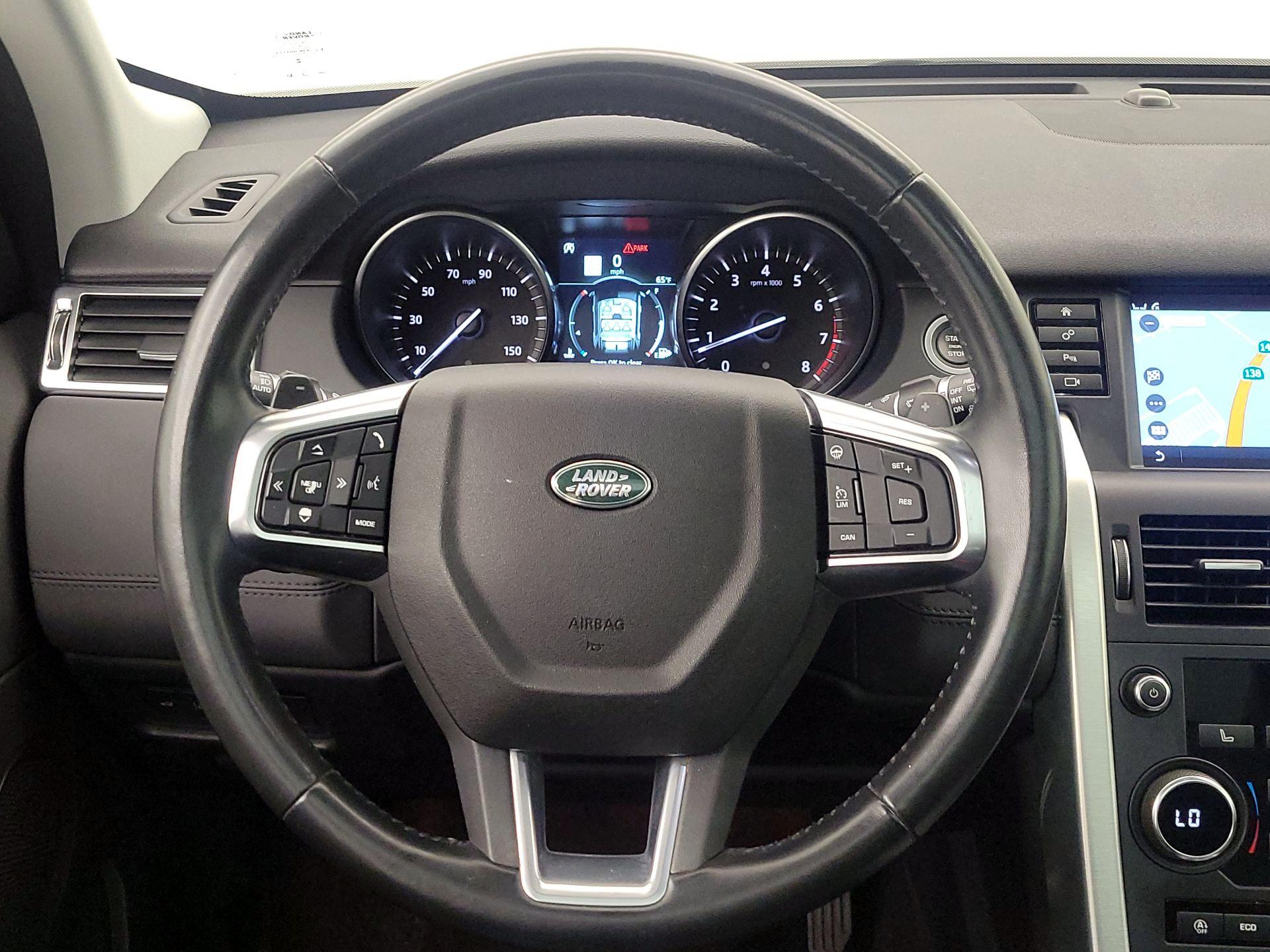 Thumbnail: 2018 Land Rover Discovery Sport - 10