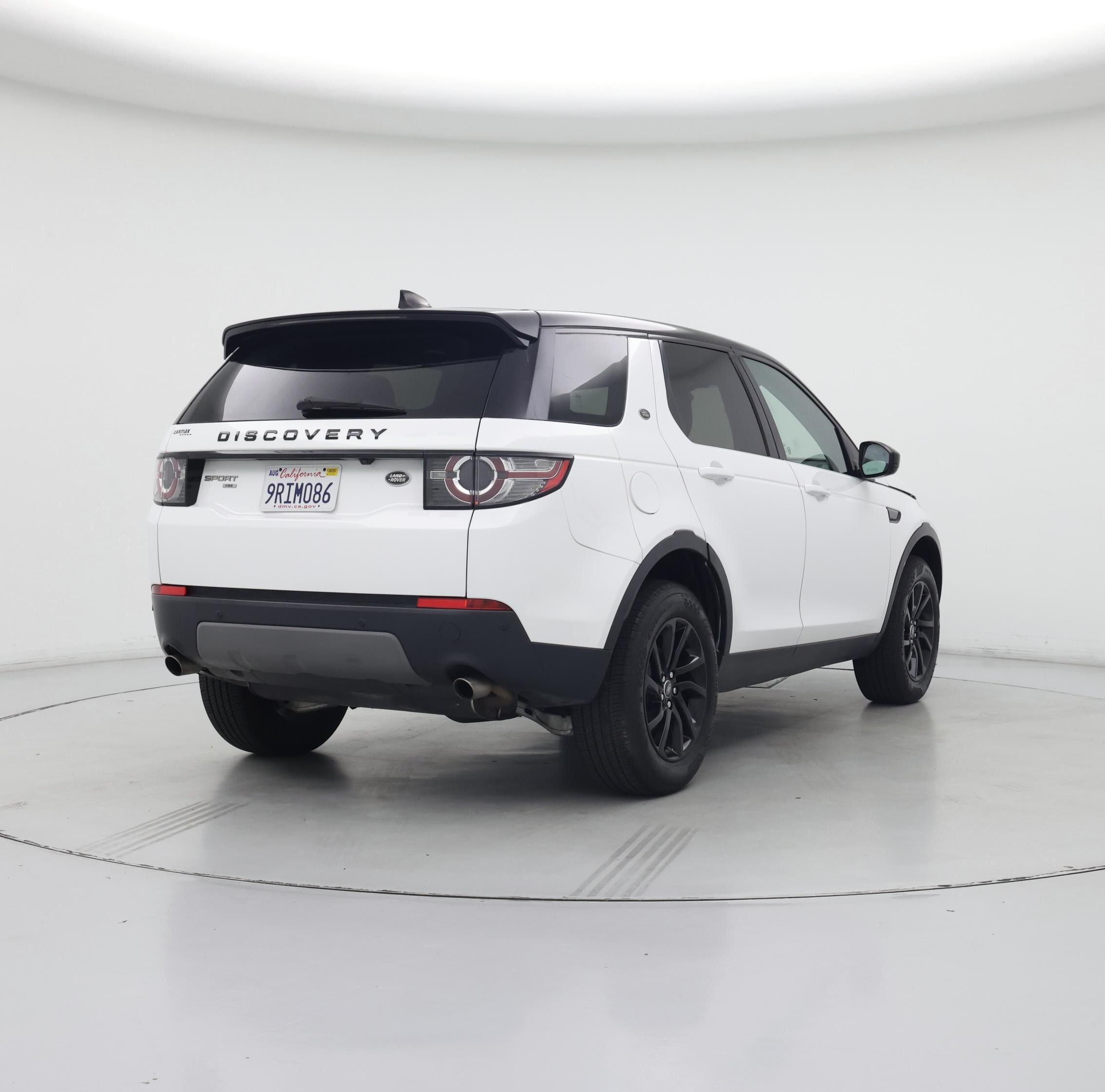 Thumbnail: 2018 Land Rover Discovery Sport - 8
