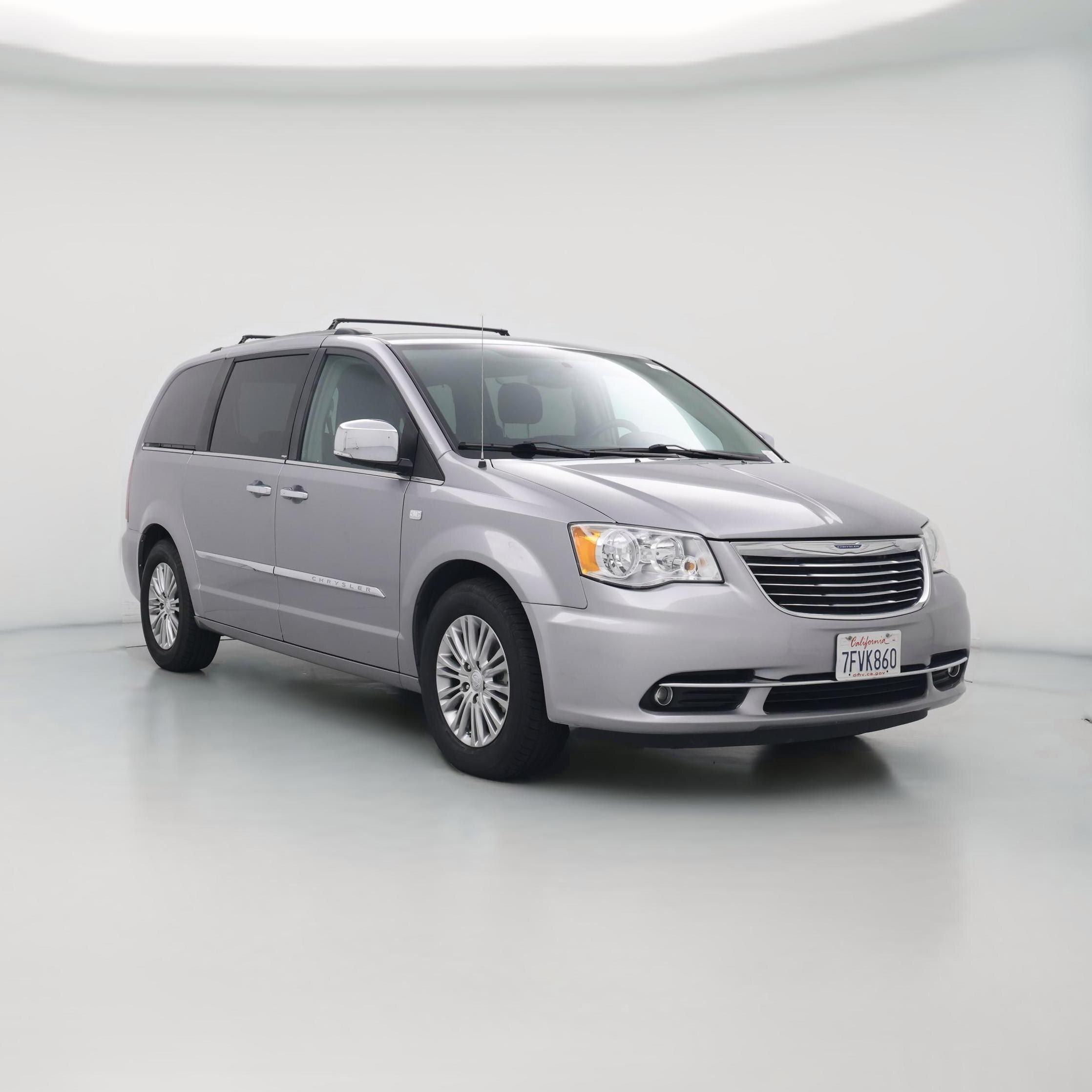Thumbnail: 2014 Chrysler Town & Country - 1