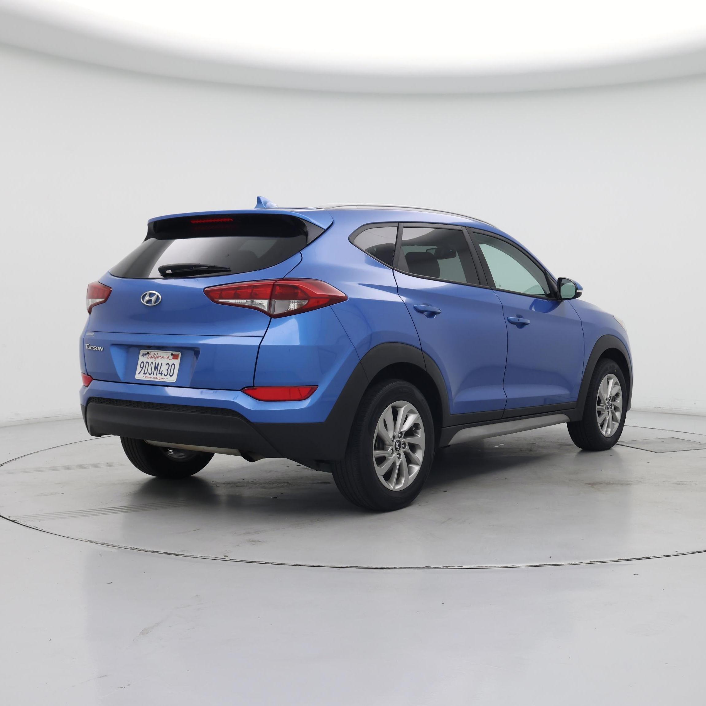Thumbnail: 2017 Hyundai Tucson - 8