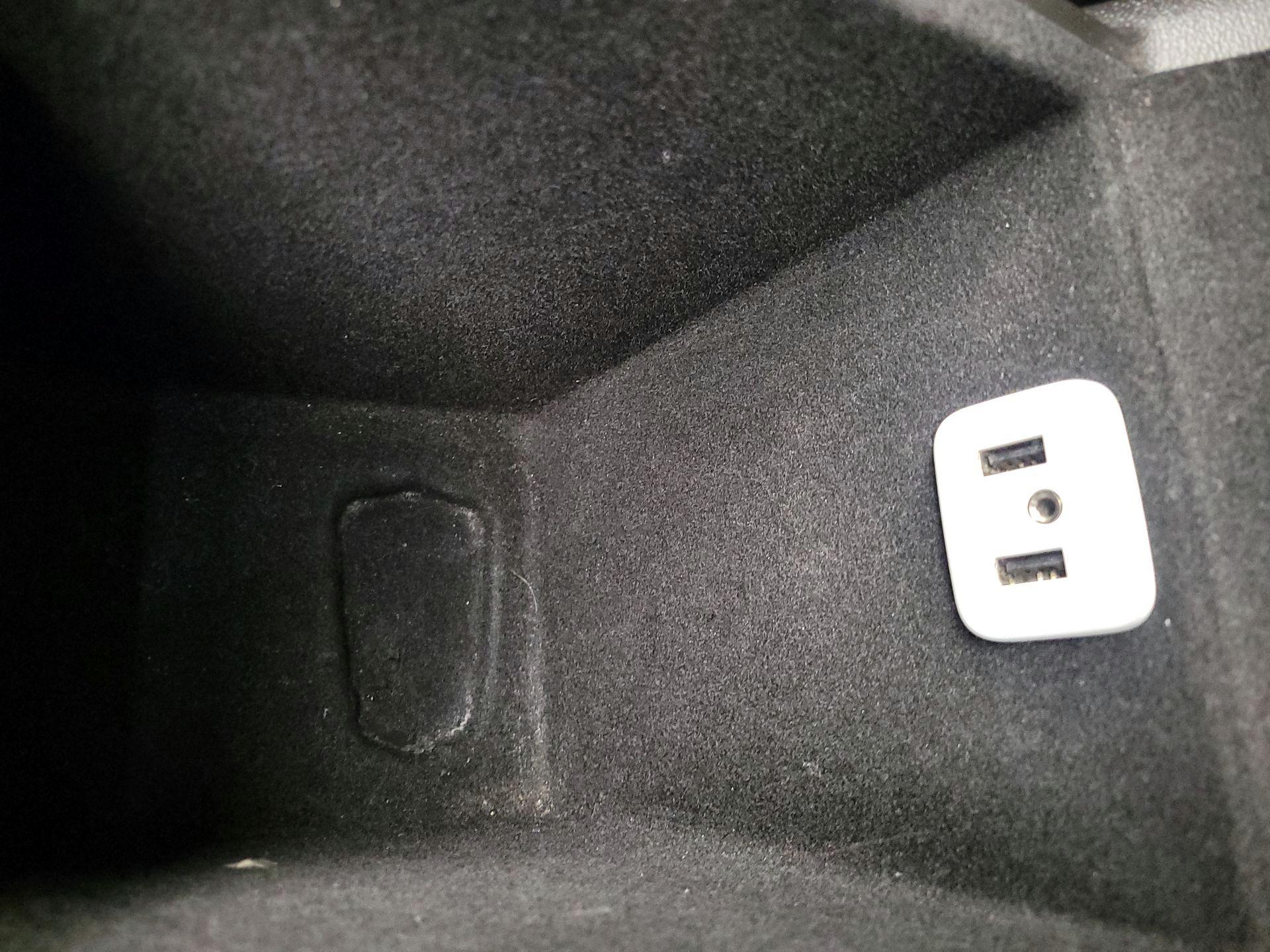 Thumbnail: 2019 Cadillac XT5 - 18