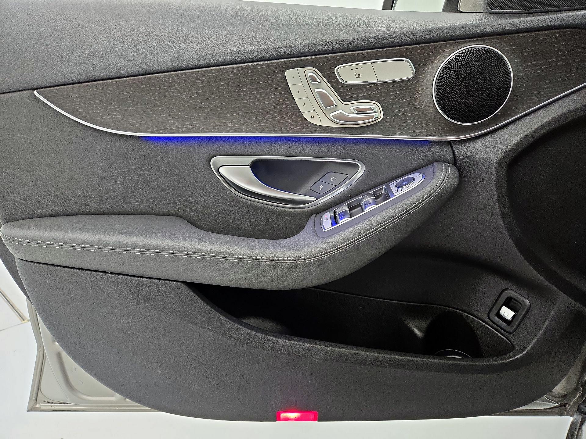 Thumbnail: 2019 Mercedes-Benz C-Class - 12