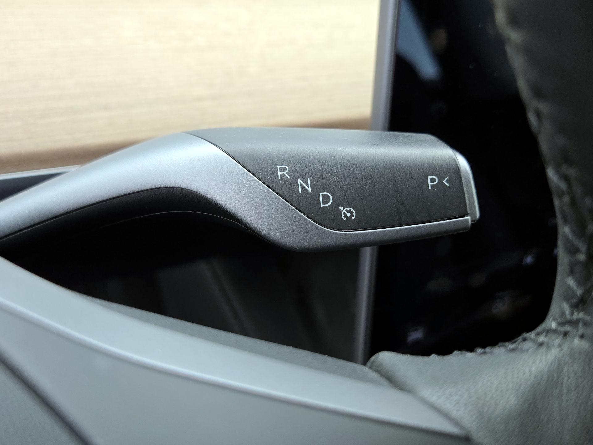 Thumbnail: 2022 Tesla Model 3 - 17