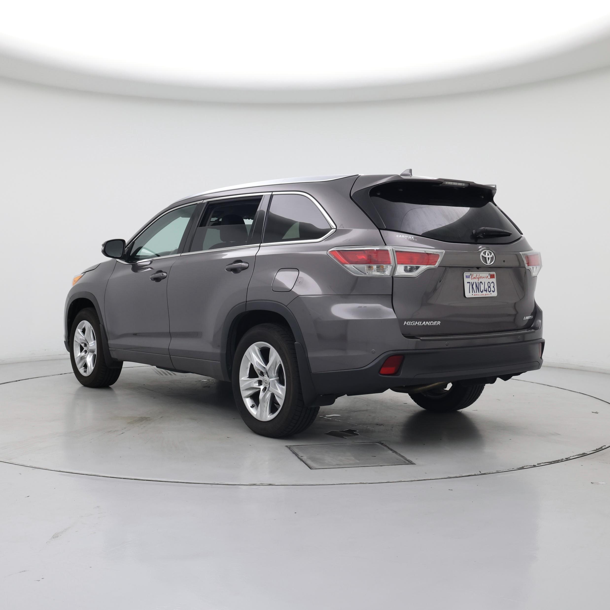 Thumbnail: 2015 Toyota Highlander - 2