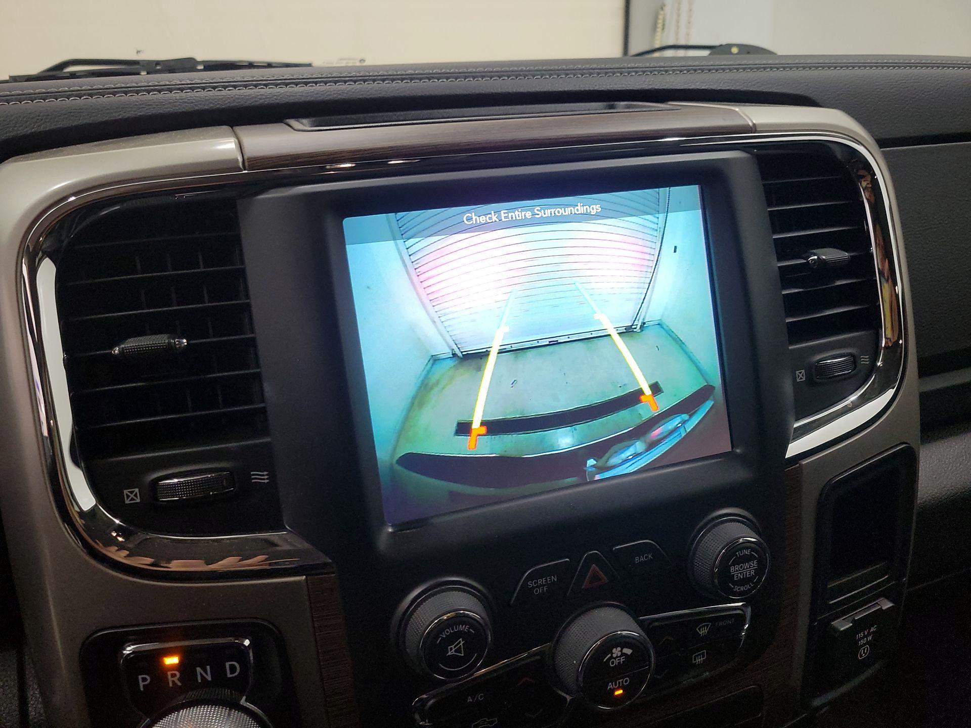Thumbnail: 2019 RAM 1500 Classic - 14