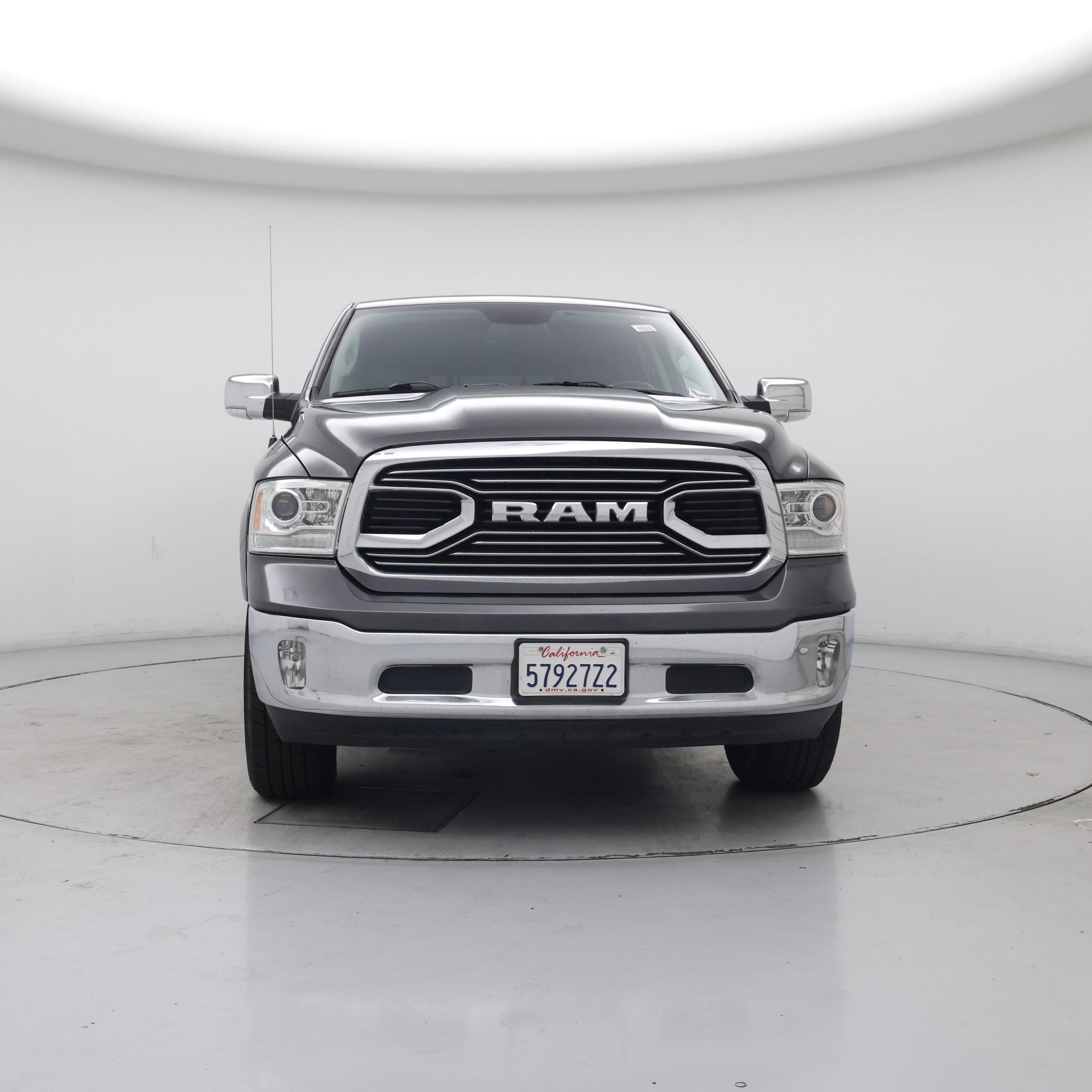Thumbnail: 2019 RAM 1500 Classic - 5