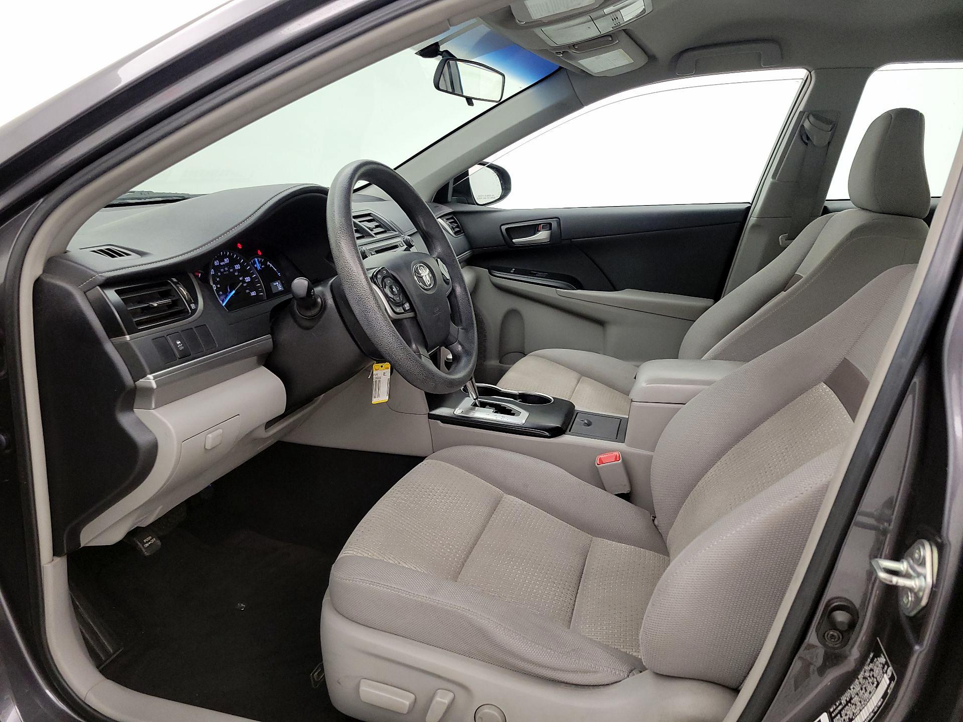 Thumbnail: 2014 Toyota Camry - 11