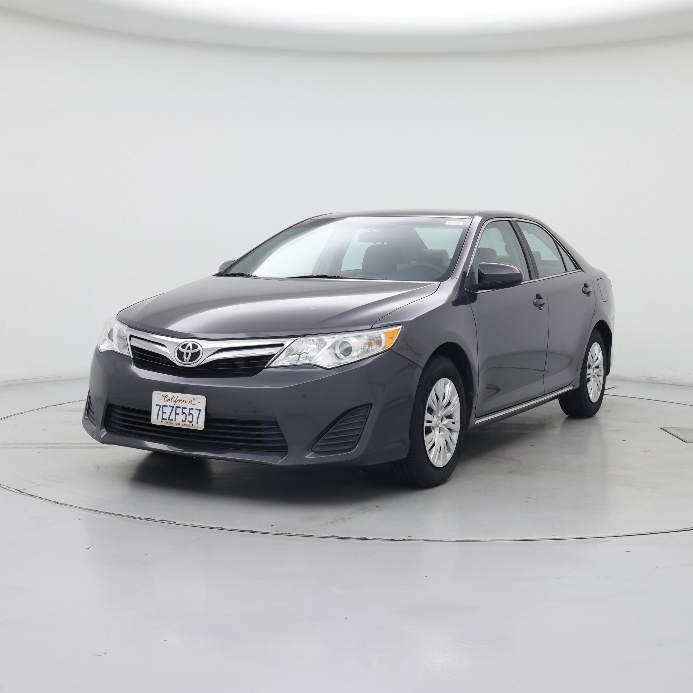 Thumbnail: 2014 Toyota Camry - 4
