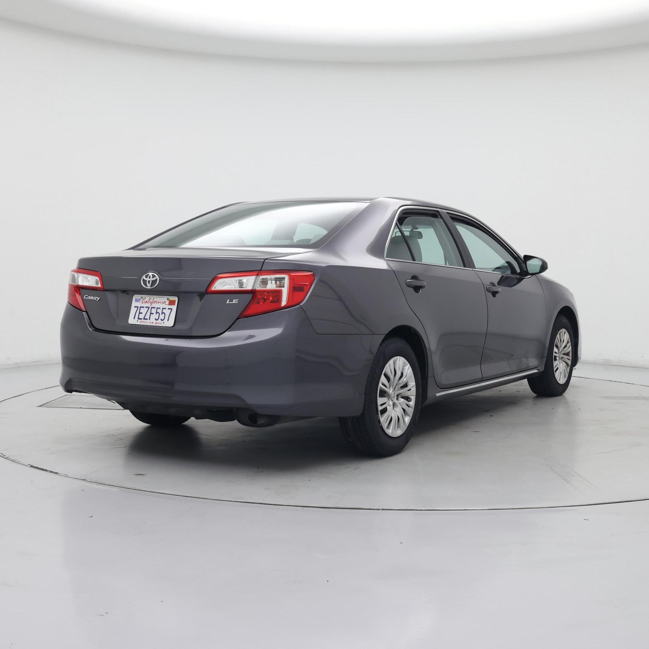 Thumbnail: 2014 Toyota Camry - 8