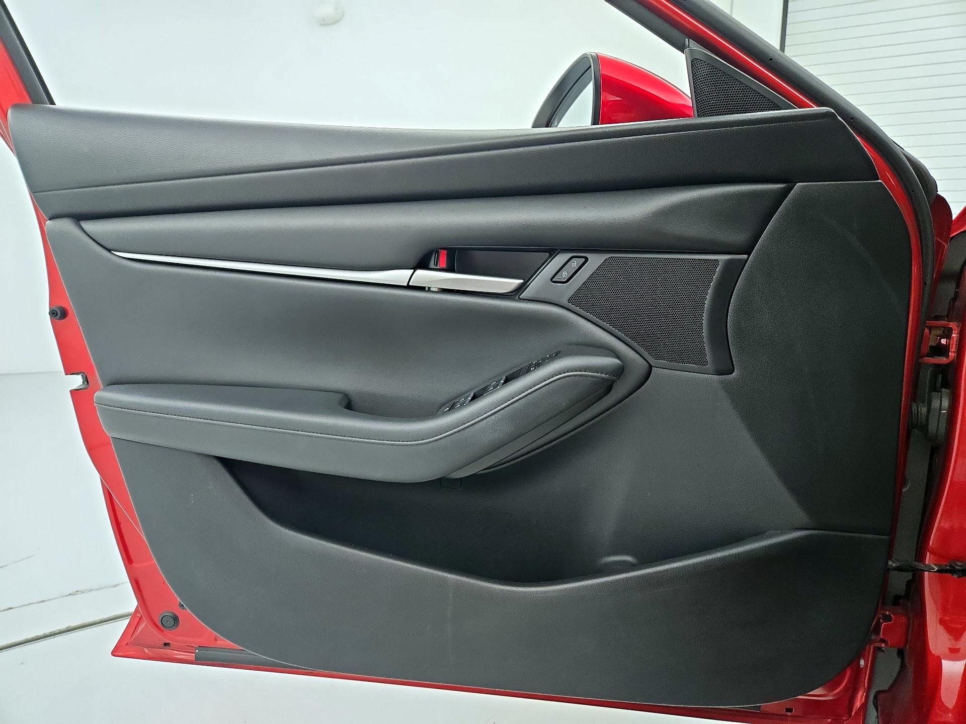 Thumbnail: 2020 Mazda Mazda3 - 12