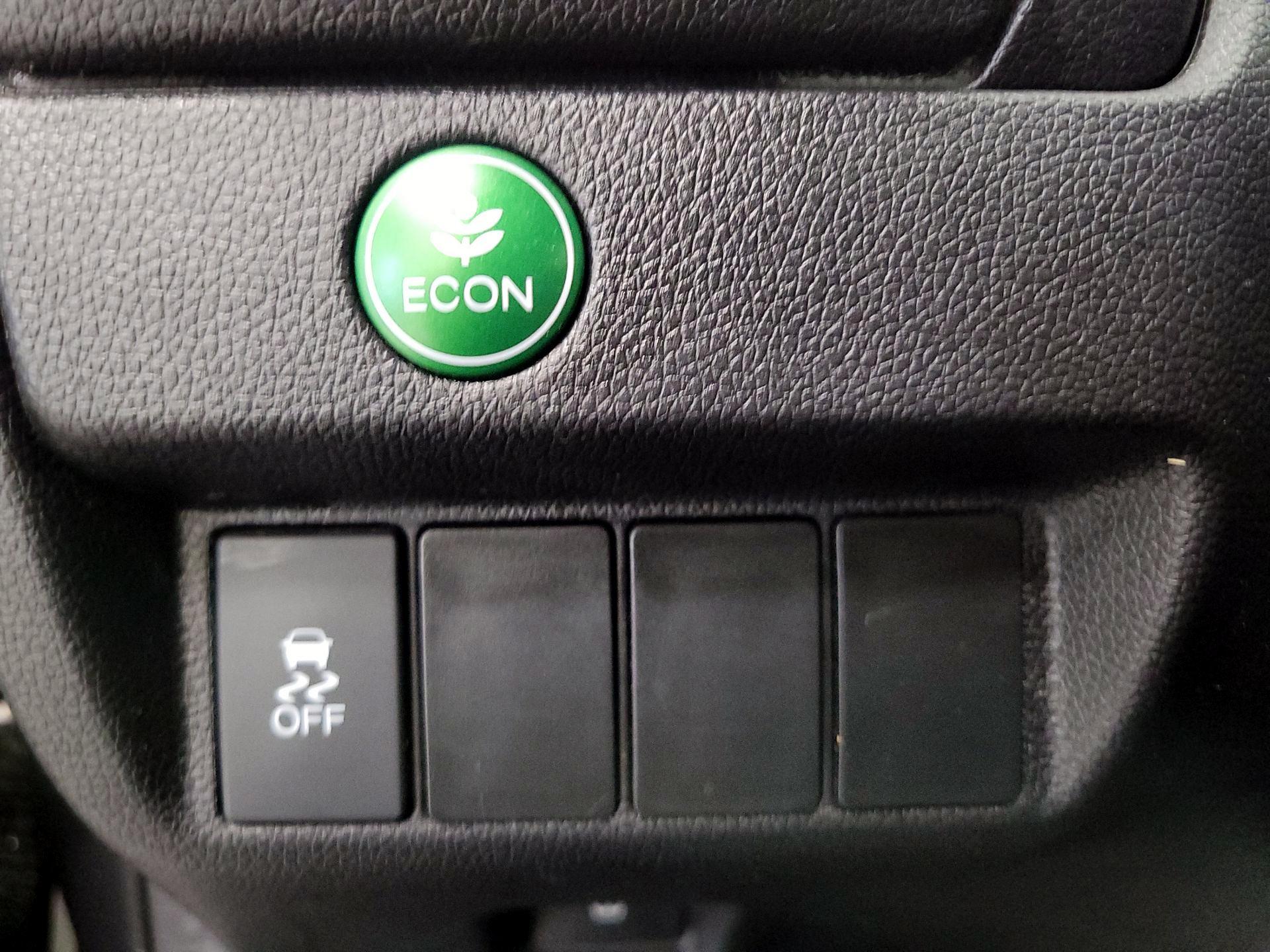 Thumbnail: 2016 Honda Fit - 13