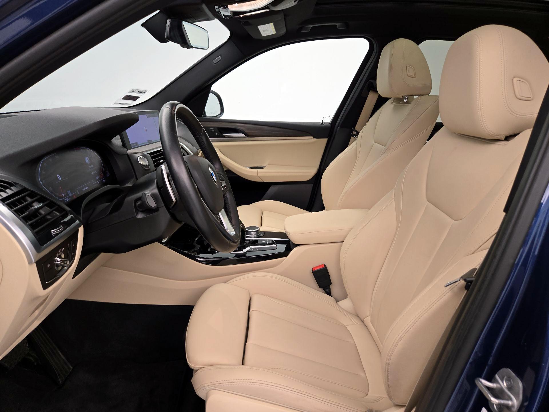 Thumbnail: 2021 BMW X3 - 11