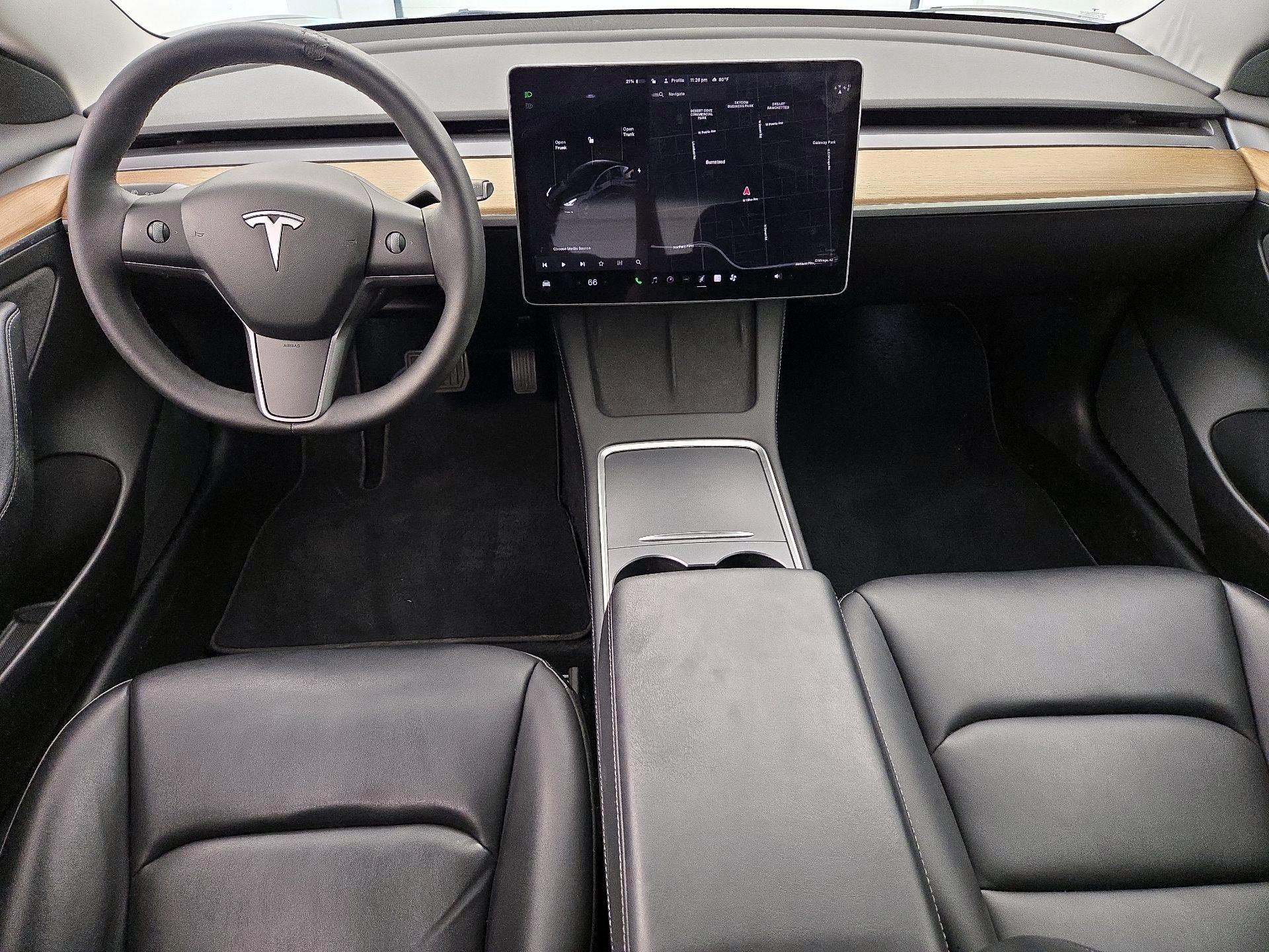 Thumbnail: 2022 Tesla Model 3 - 9