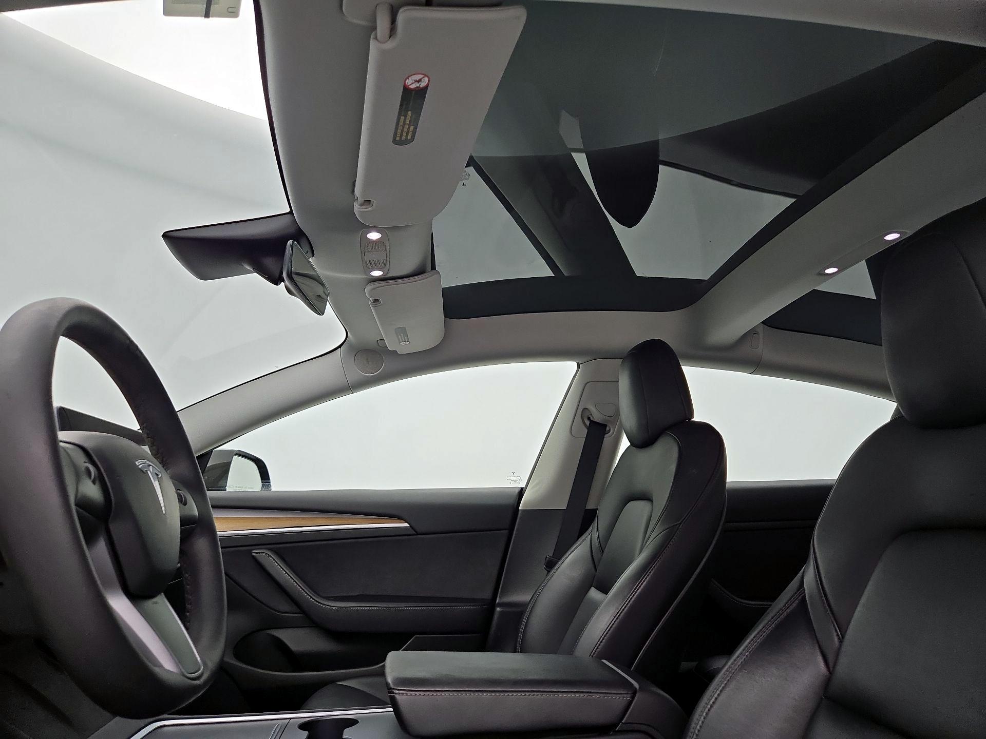 Thumbnail: 2022 Tesla Model 3 - 18