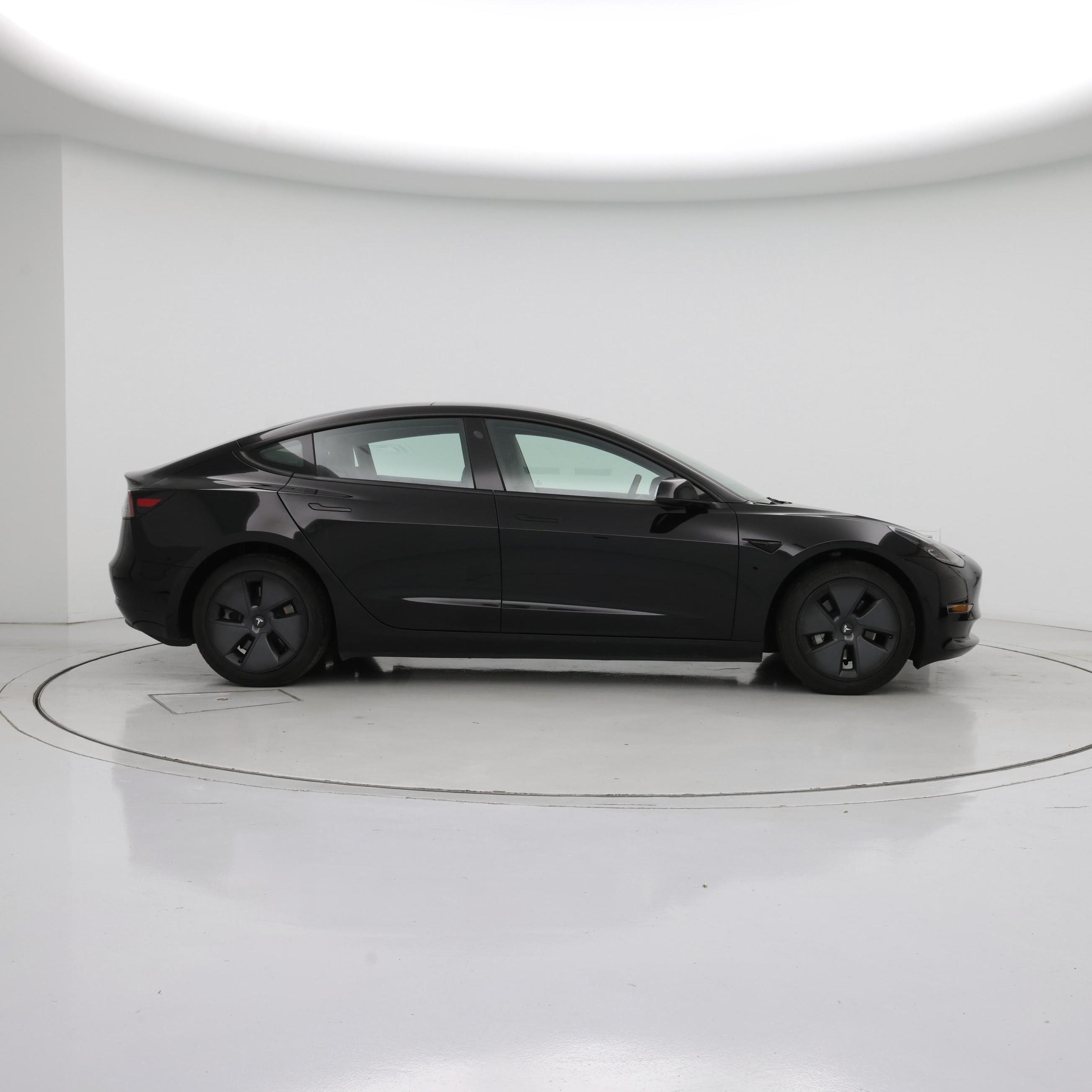 Thumbnail: 2022 Tesla Model 3 - 7