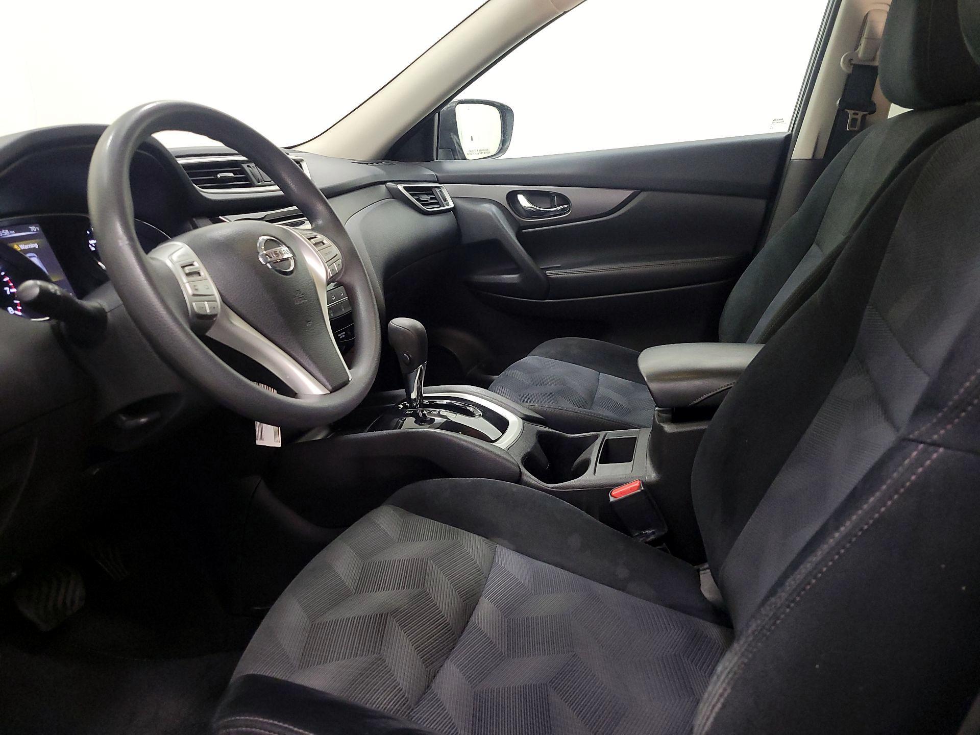 Thumbnail: 2015 Nissan Rogue - 11