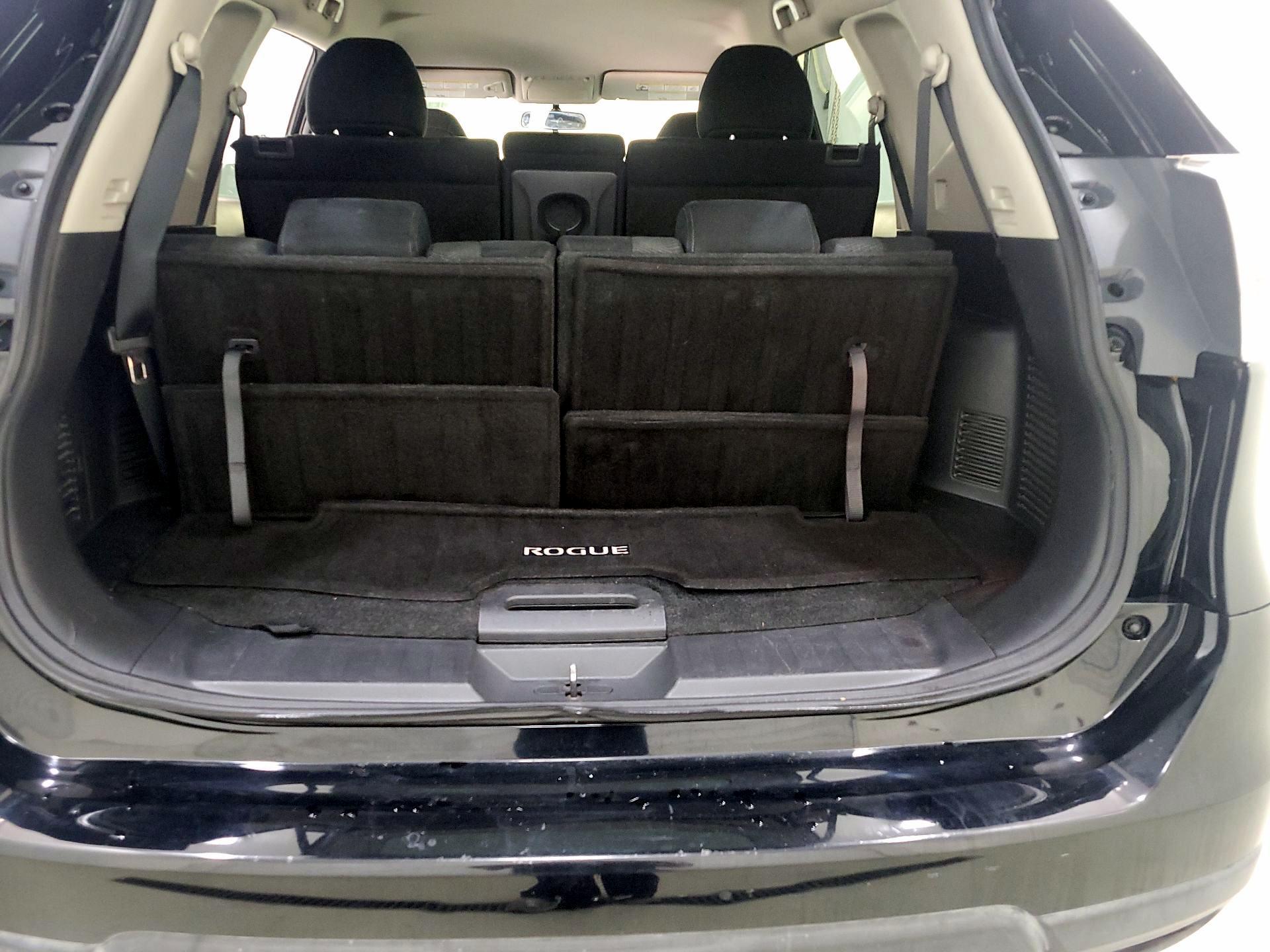 Thumbnail: 2015 Nissan Rogue - 19