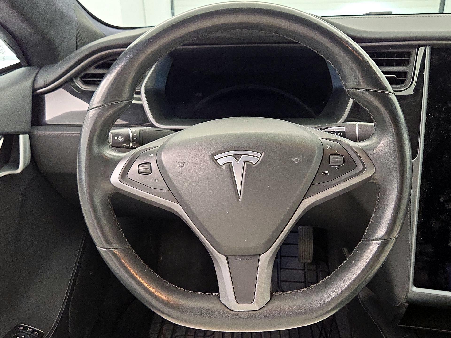 Thumbnail: 2020 Tesla Model S - 10
